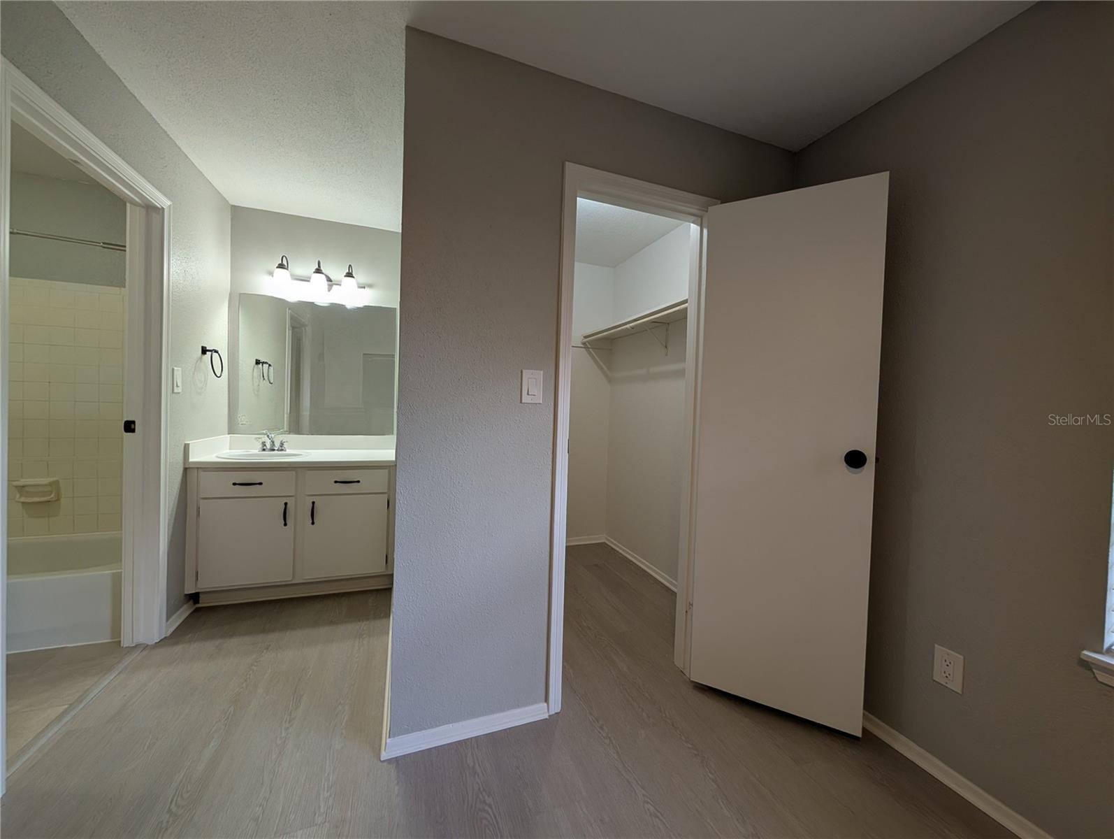 9100 DR MARTIN LUTHER KING JR ST N #1508, ST PETERSBURG, FL, 33702