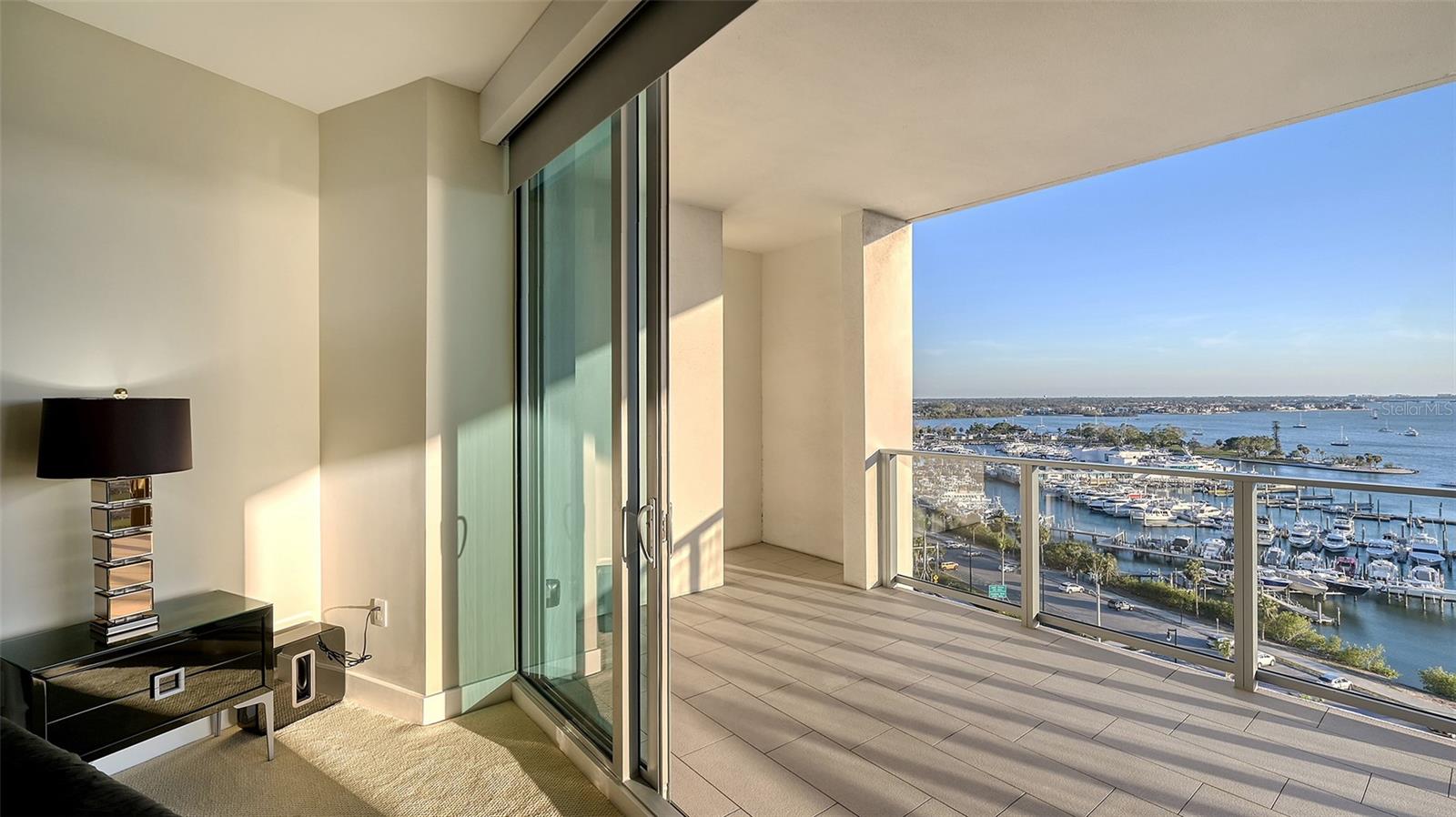 1155 N GULFSTREAM AVE #1107, SARASOTA, FL, 34236