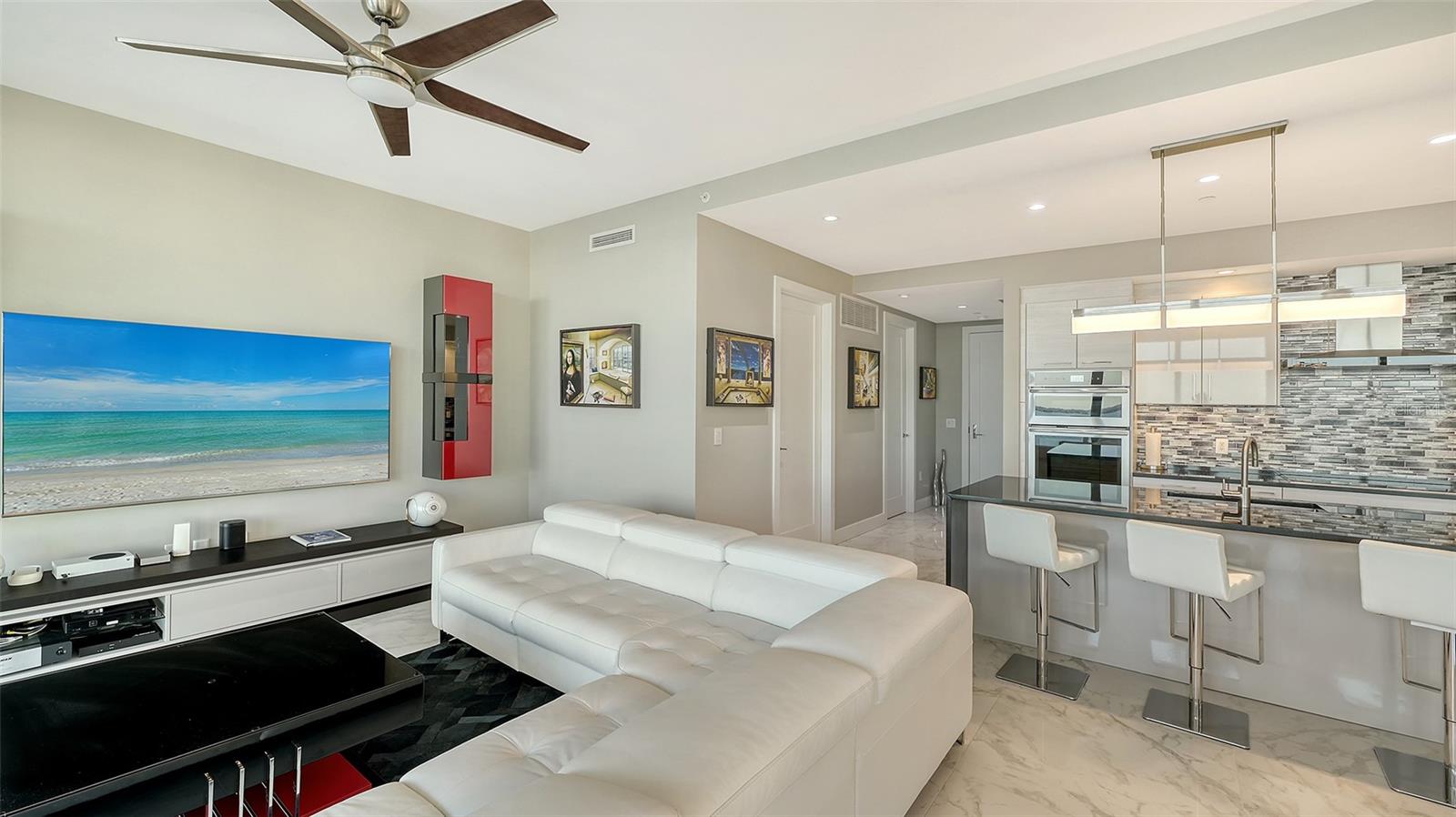 1155 N GULFSTREAM AVE #1107, SARASOTA, FL, 34236