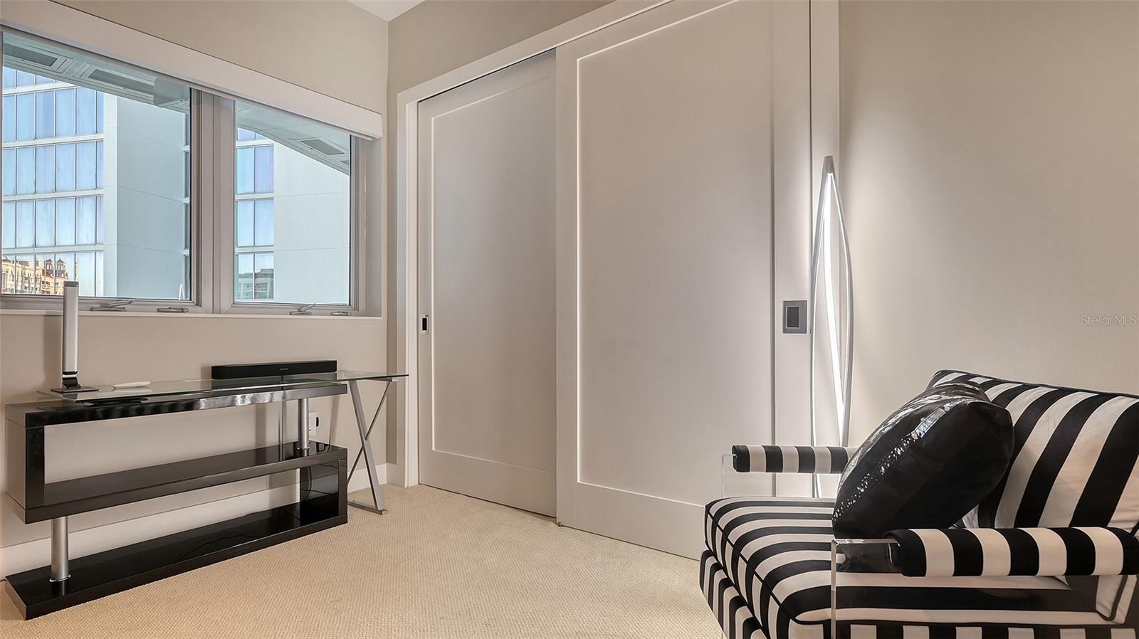 1155 N GULFSTREAM AVE #1107, SARASOTA, FL, 34236