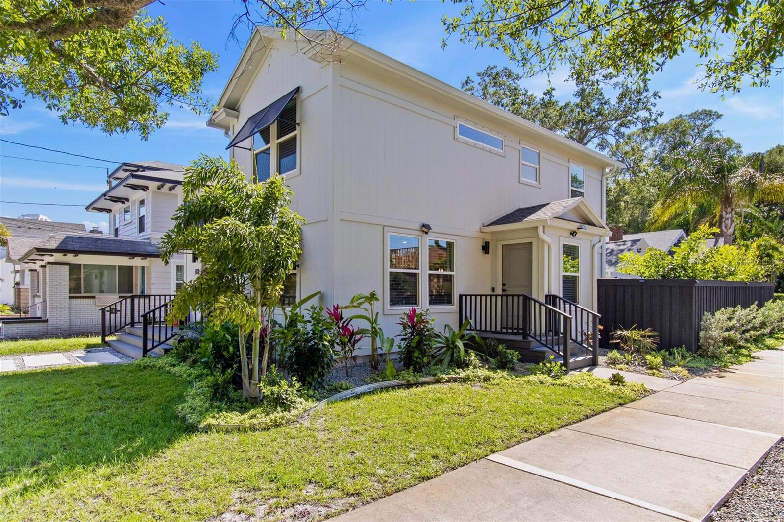 1150 OAK ST NE, ST PETERSBURG, FL, 33701