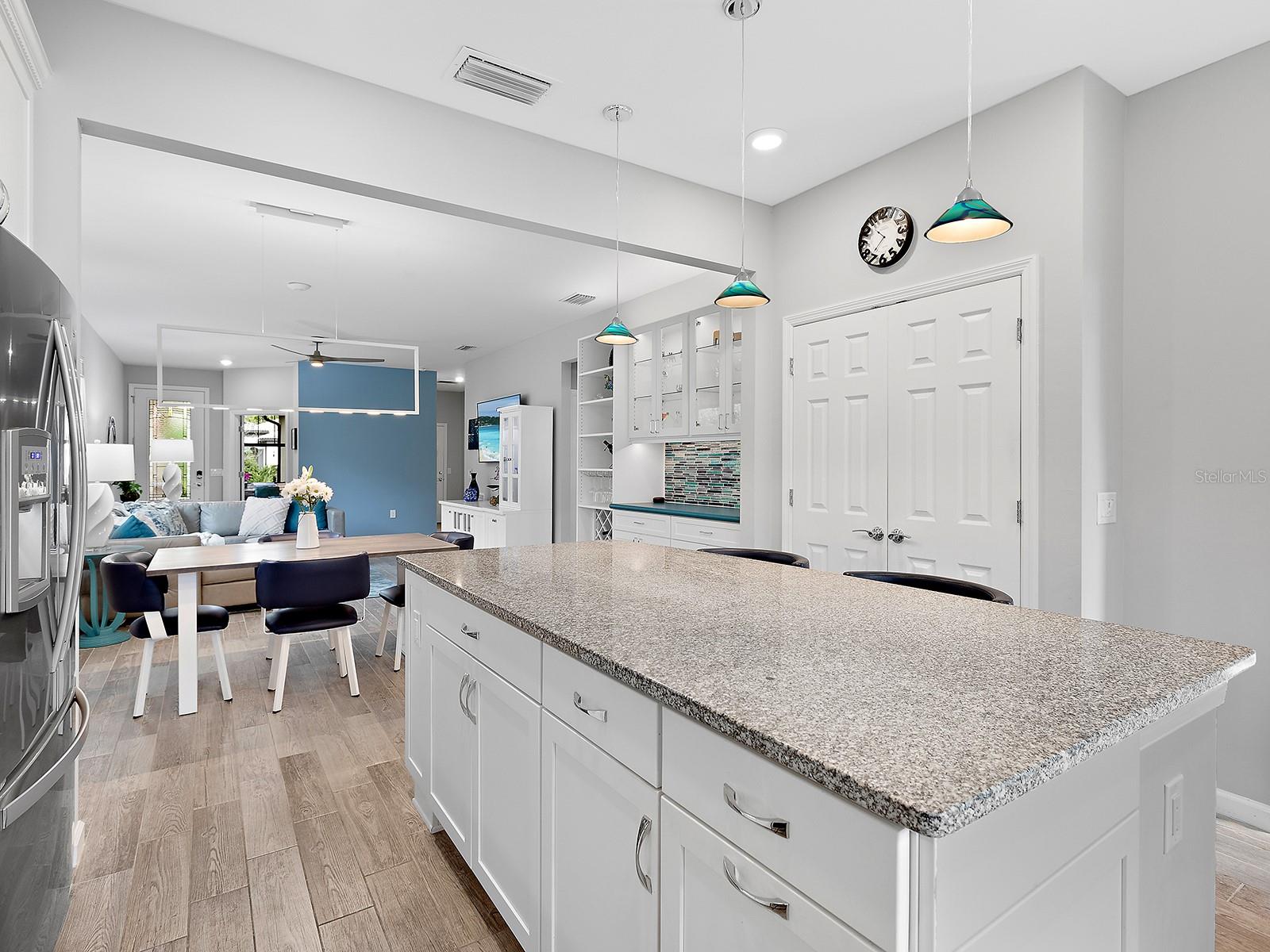 17019 HAMPTON FALLS TER, LAKEWOOD RANCH, FL, 34202