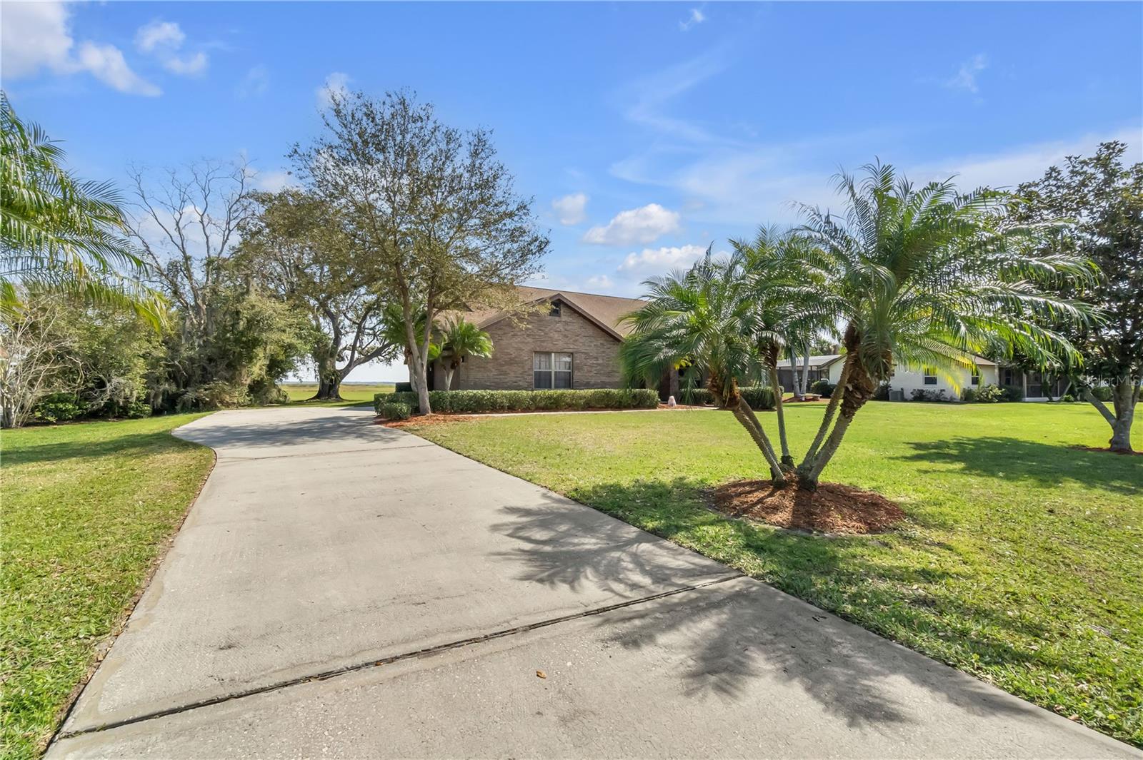 2825 LAKE TOHOPEKALIGA BLVD, KISSIMMEE, FL, 34746
