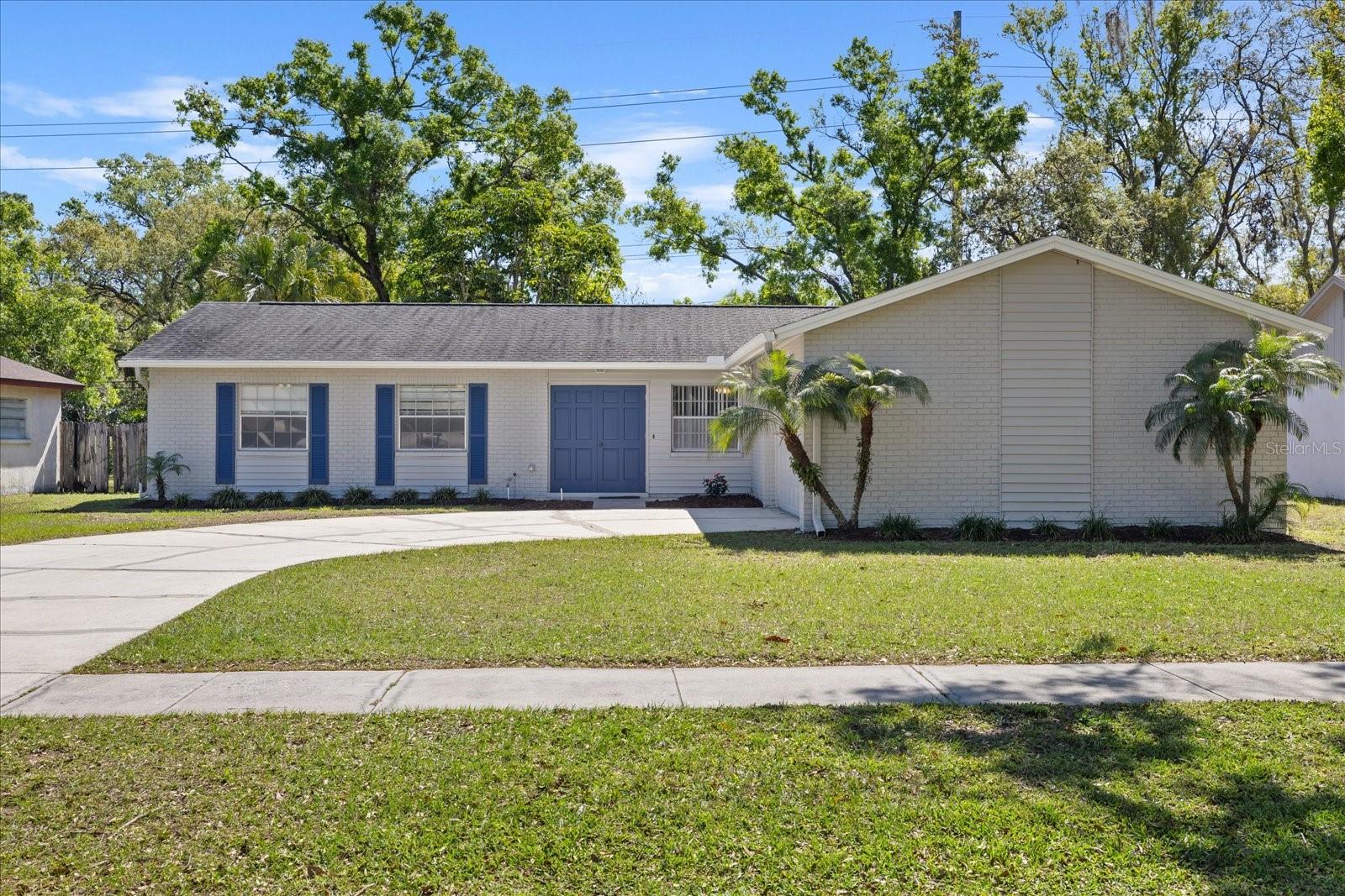 14019 BRIARDALE LN, TAMPA, FL, 33618