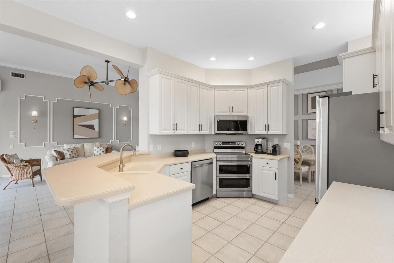 7300 SAINT GEORGES WAY, UNIVERSITY PARK, FL, 34201