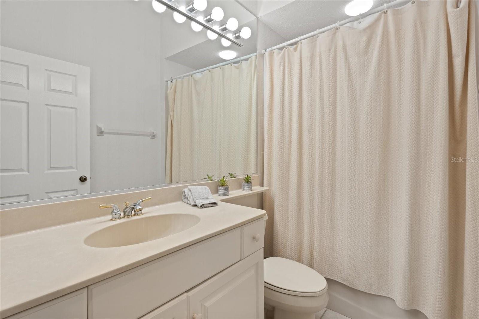 7300 SAINT GEORGES WAY, UNIVERSITY PARK, FL, 34201