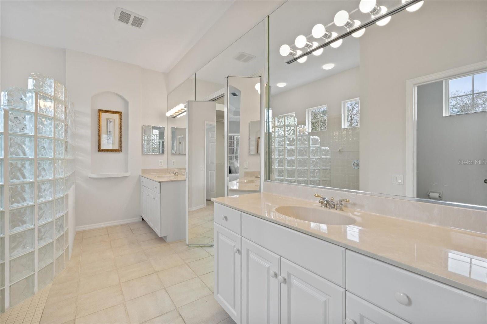 7300 SAINT GEORGES WAY, UNIVERSITY PARK, FL, 34201