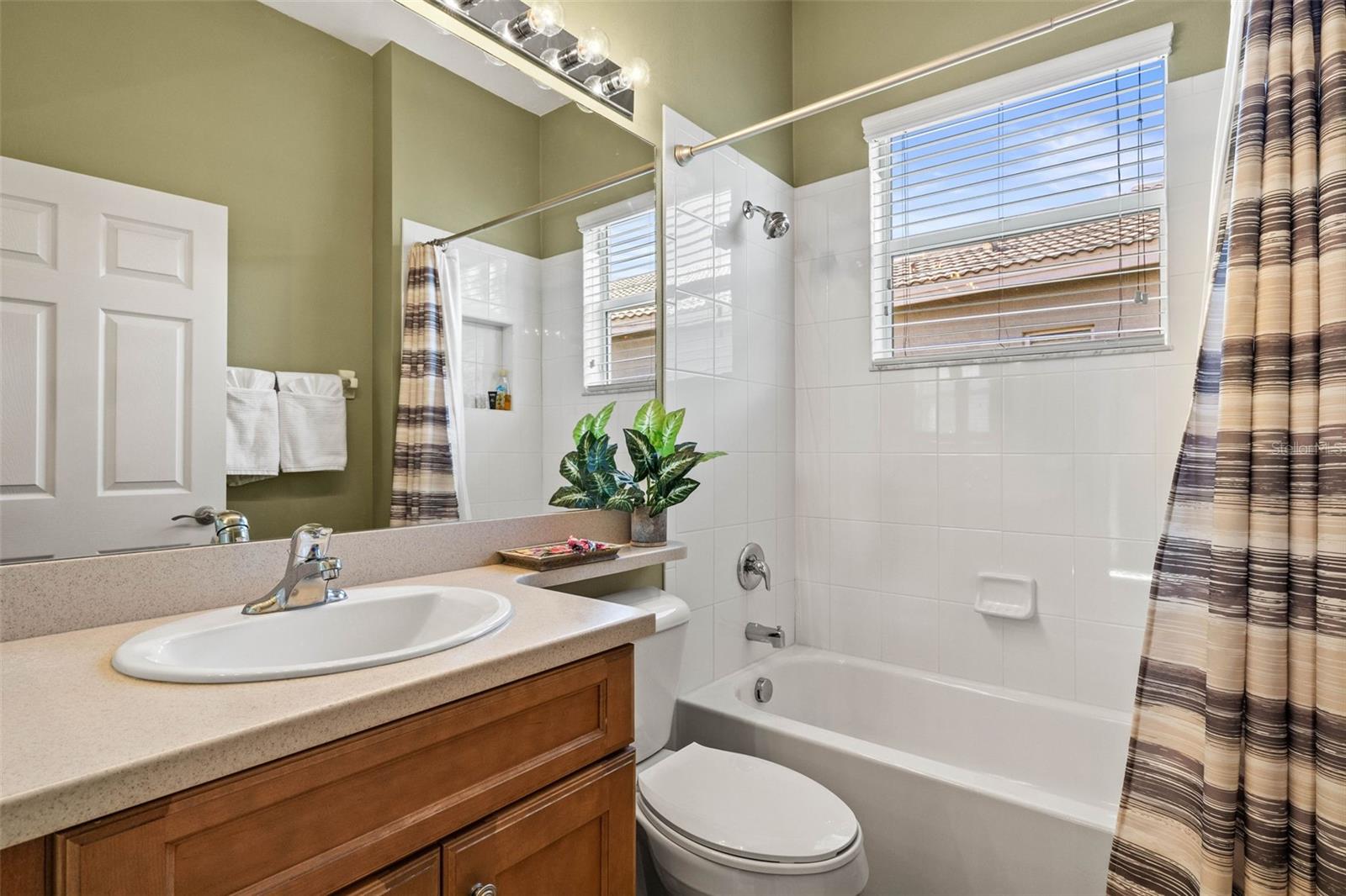 16023 GOLDEN LAKES DR, WIMAUMA, FL, 33598
