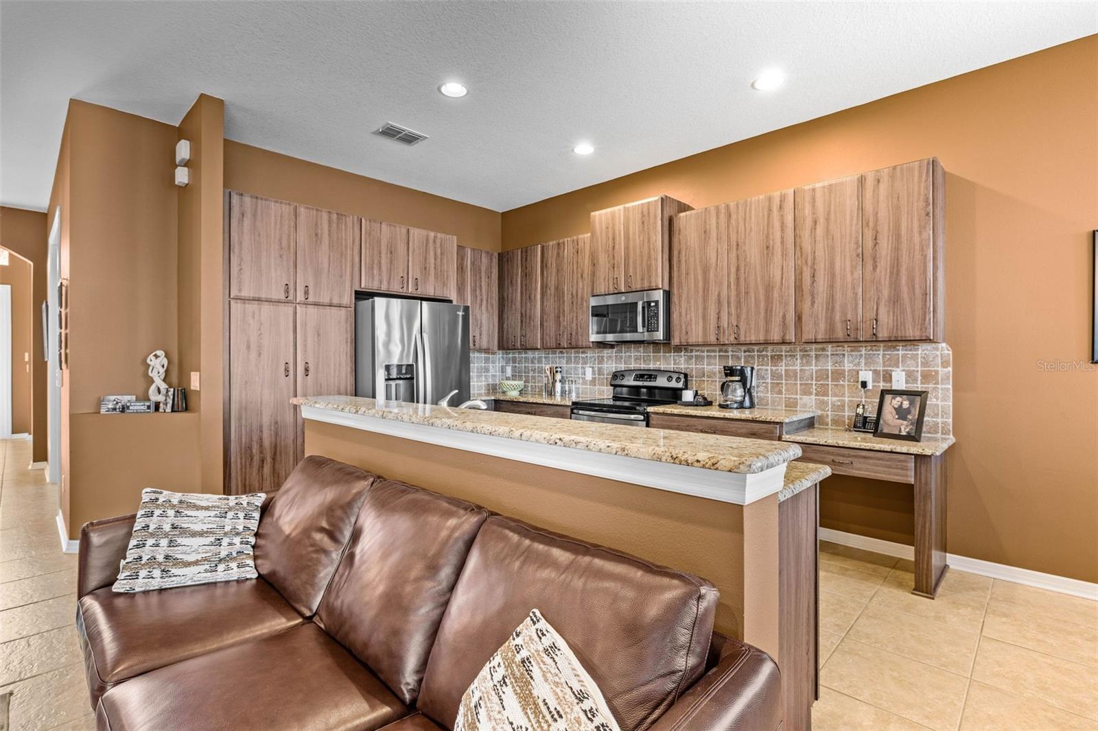 16023 GOLDEN LAKES DR, WIMAUMA, FL, 33598