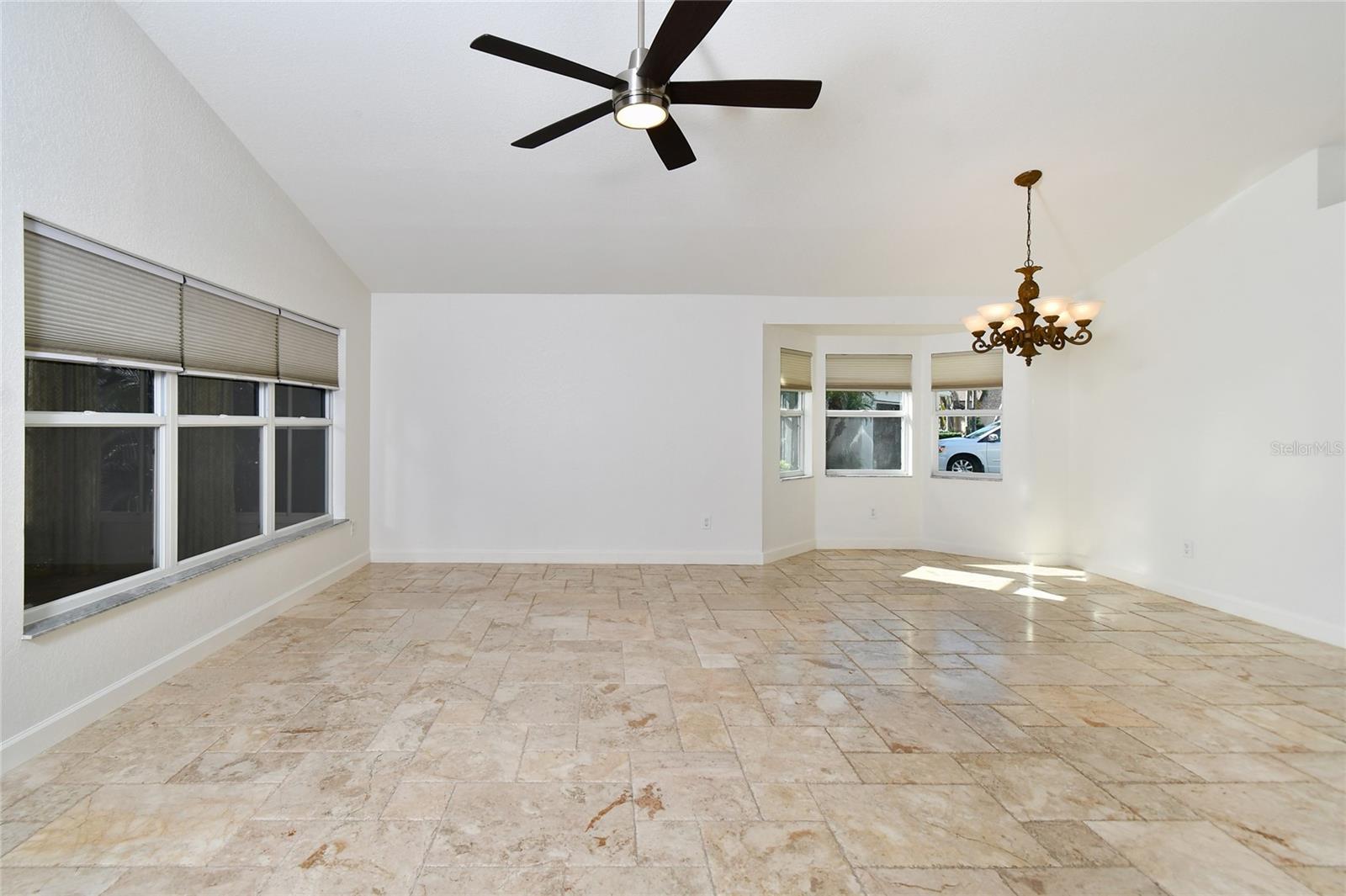 2040 KING TARPON DR, PUNTA GORDA, FL, 33955