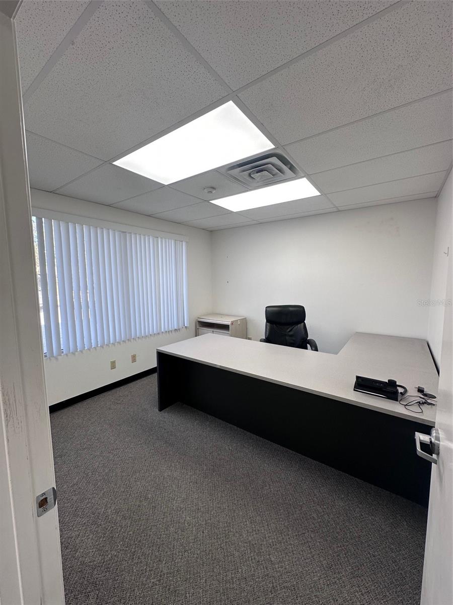 2427 PORTER LAKE DR #104, SARASOTA, FL, 34240