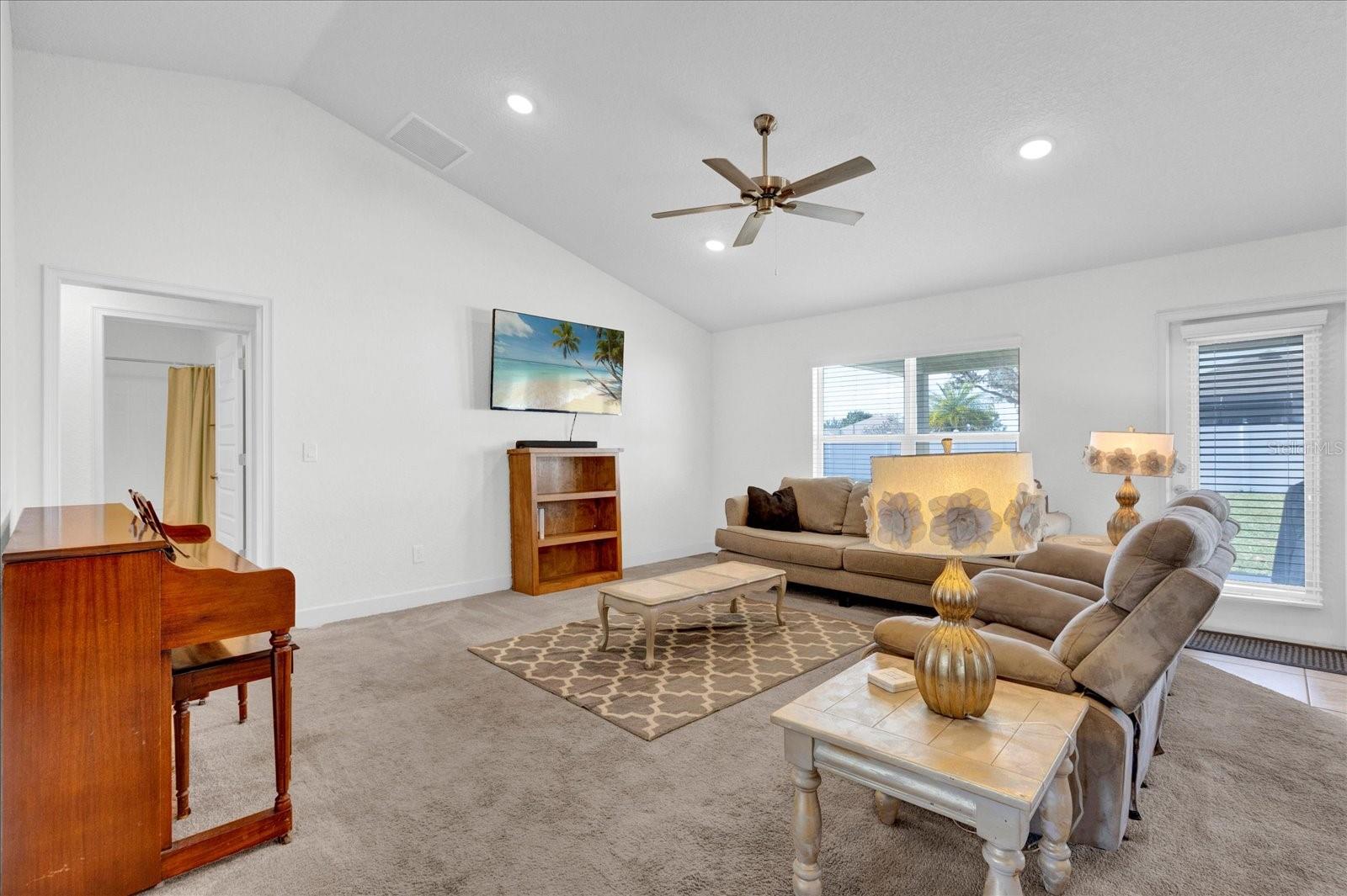 9750 PEPPER TREE PL, WILDWOOD, FL, 34785