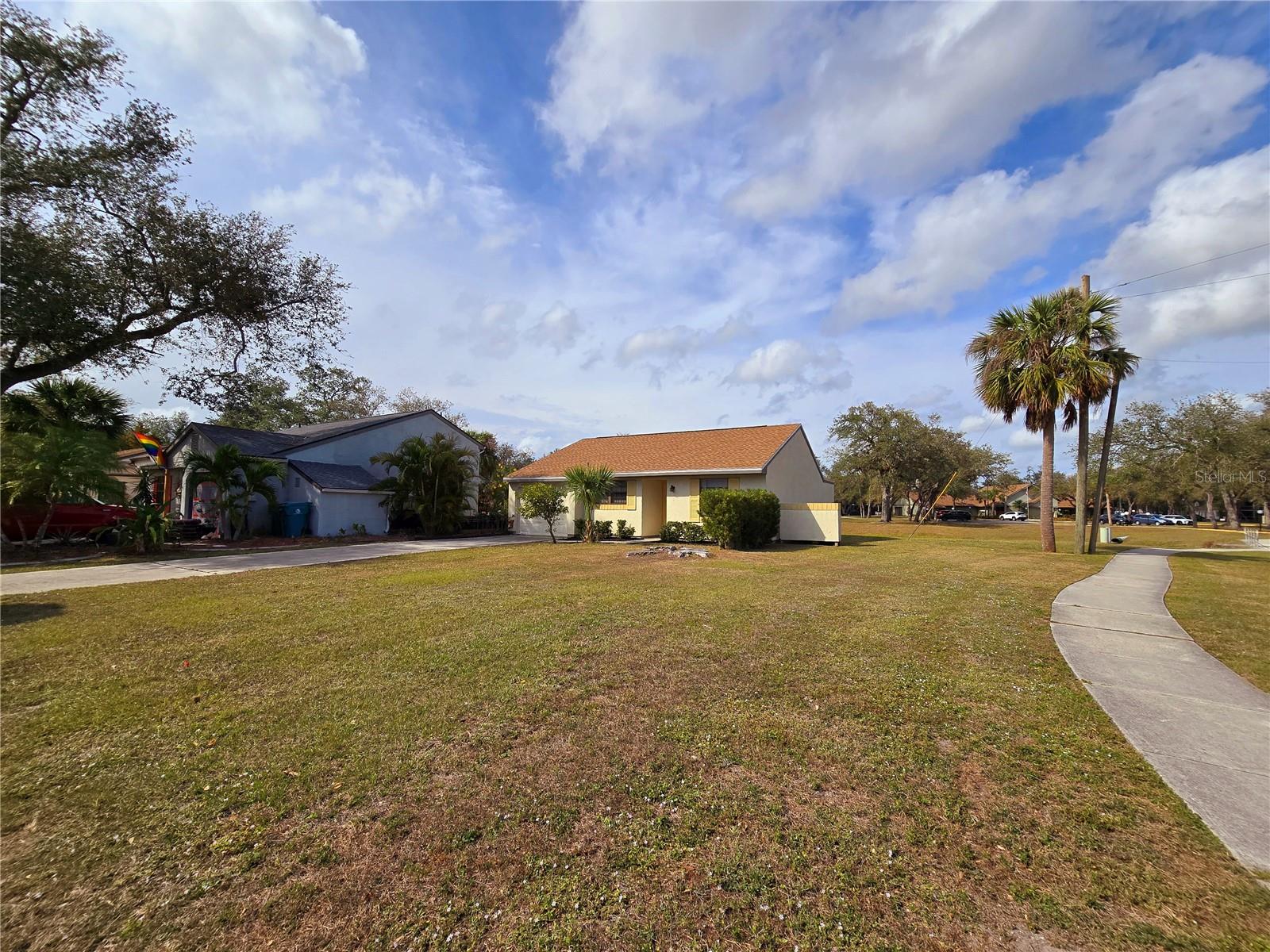 1420 W CORKTREE CIR, PORT CHARLOTTE, FL, 33952