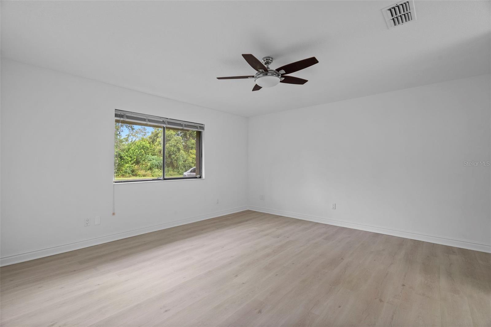 211 S DEERWOOD AVE, ORLANDO, FL, 32825