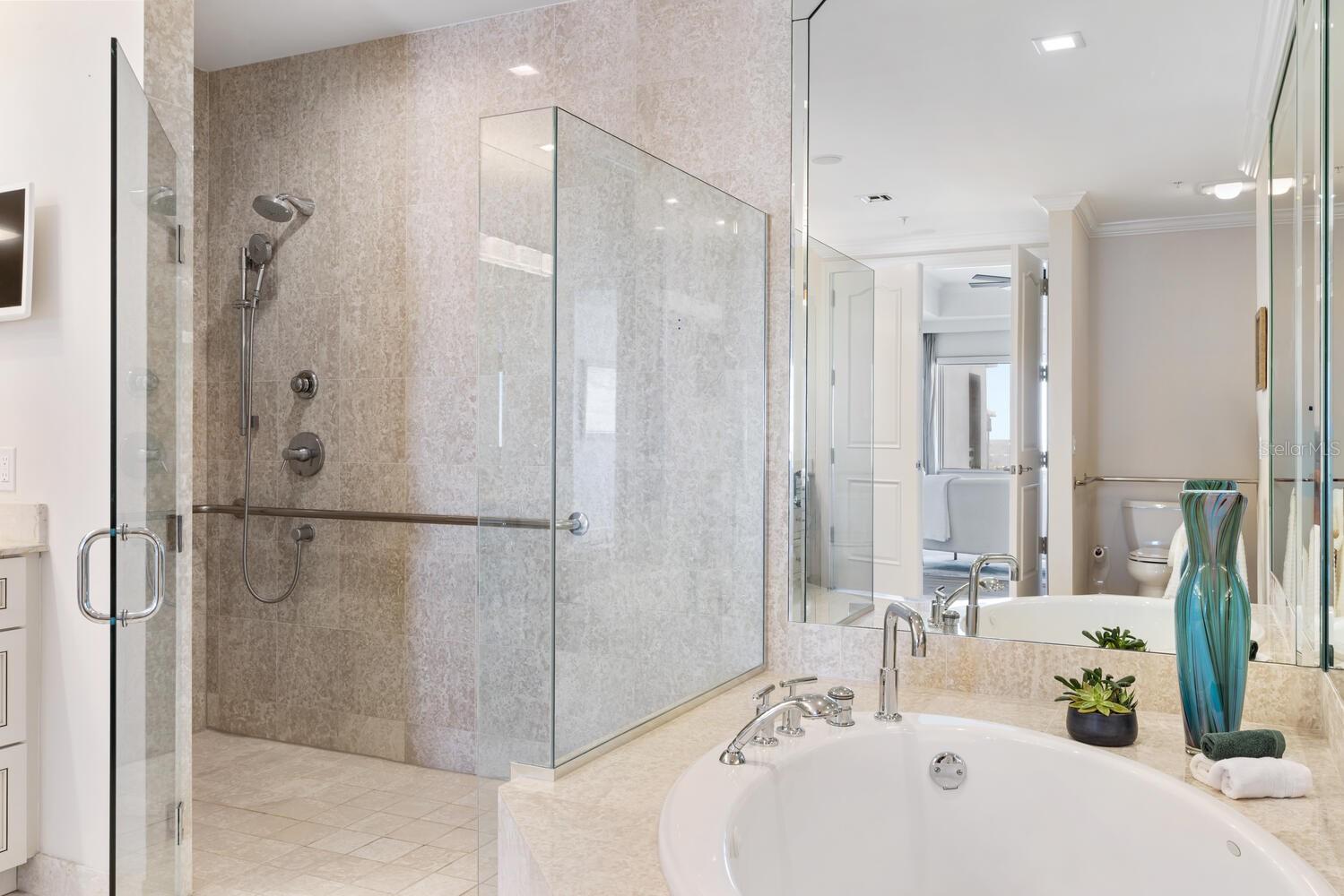 A4641539 Property Photo