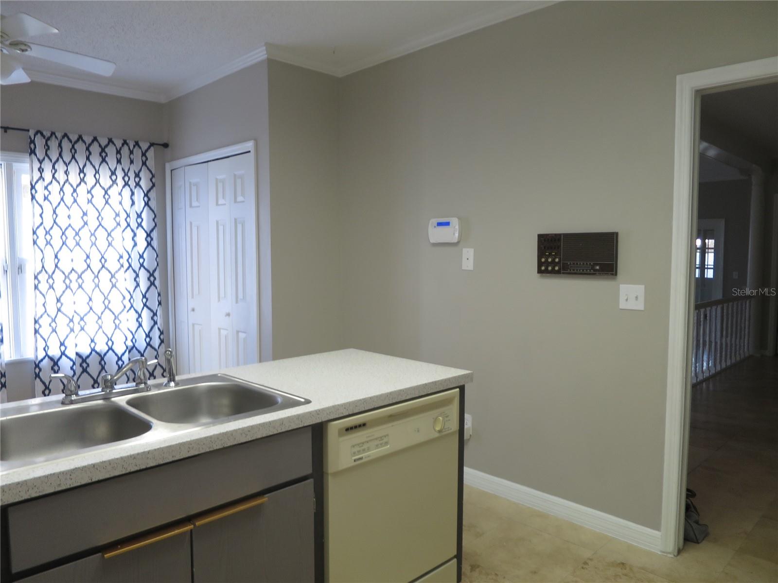 237 S SHADOWBAY BLVD, LONGWOOD, FL, 32779