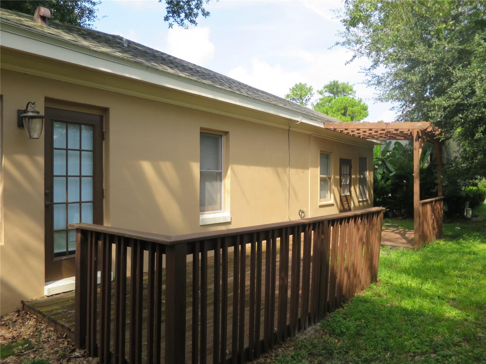 237 S SHADOWBAY BLVD, LONGWOOD, FL, 32779