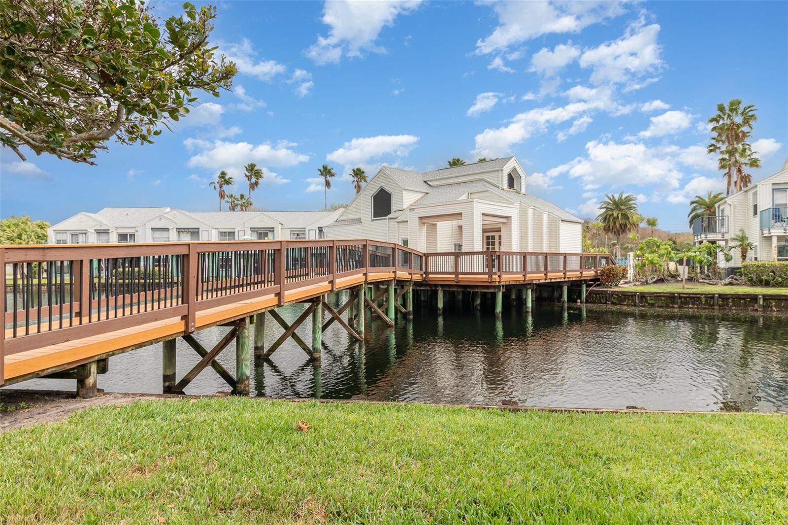 2552 WOODGATE BLVD #204, ORLANDO, FL, 32822