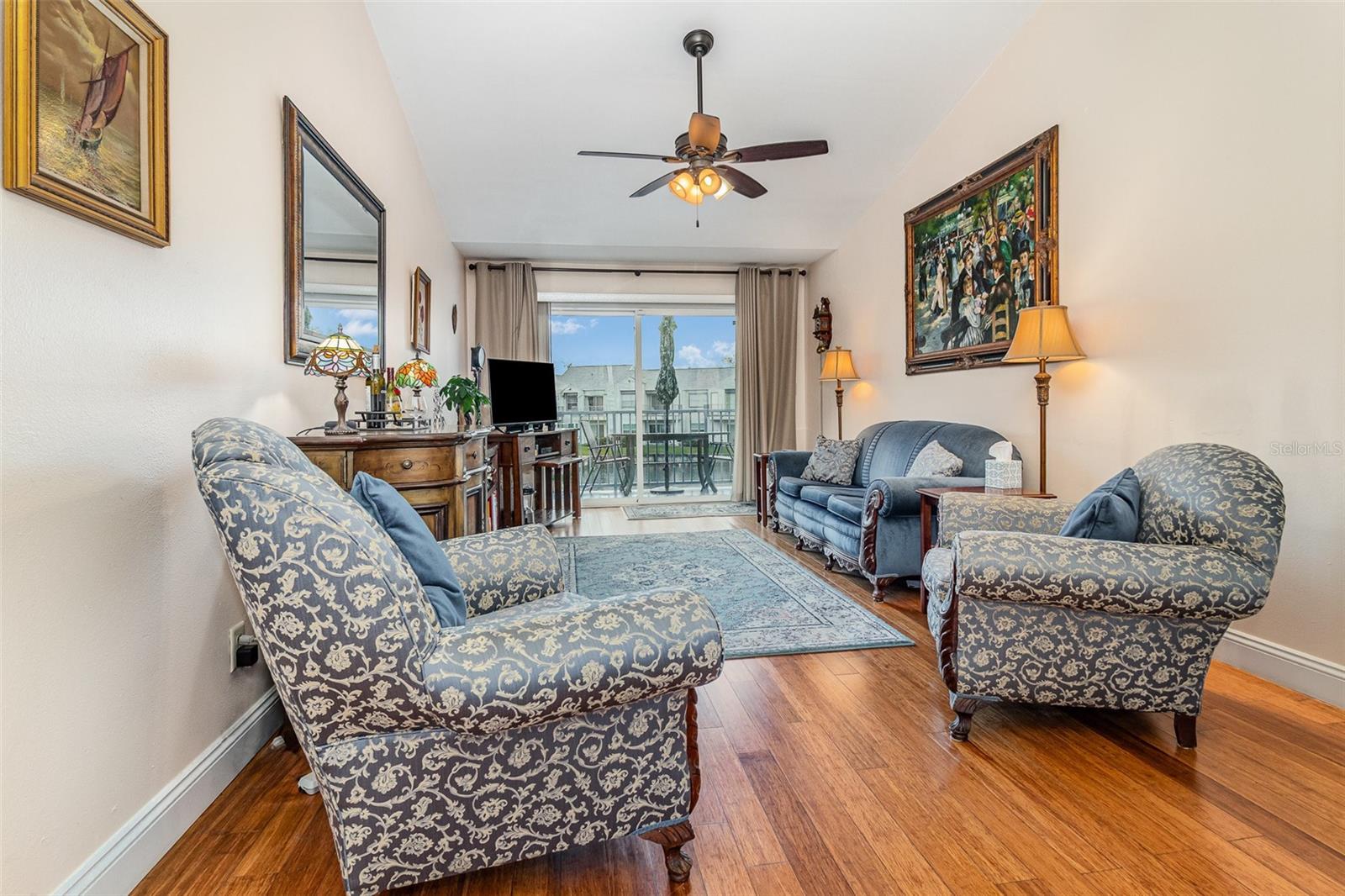 2552 WOODGATE BLVD #204, ORLANDO, FL, 32822
