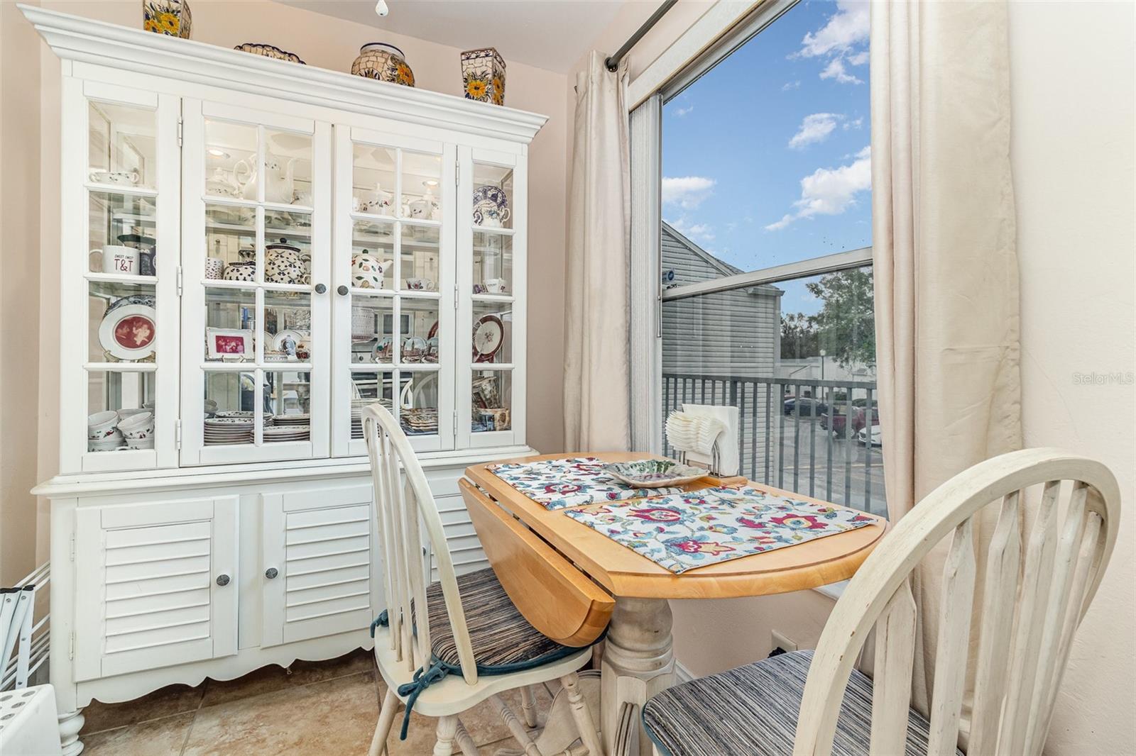 2552 WOODGATE BLVD #204, ORLANDO, FL, 32822