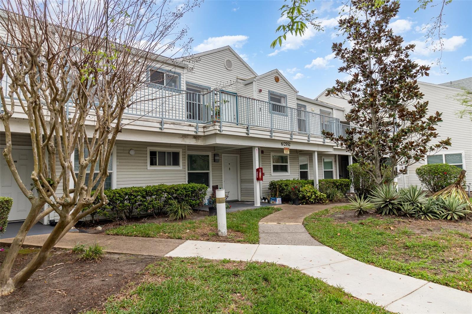 2552 WOODGATE BLVD #204, ORLANDO, FL, 32822
