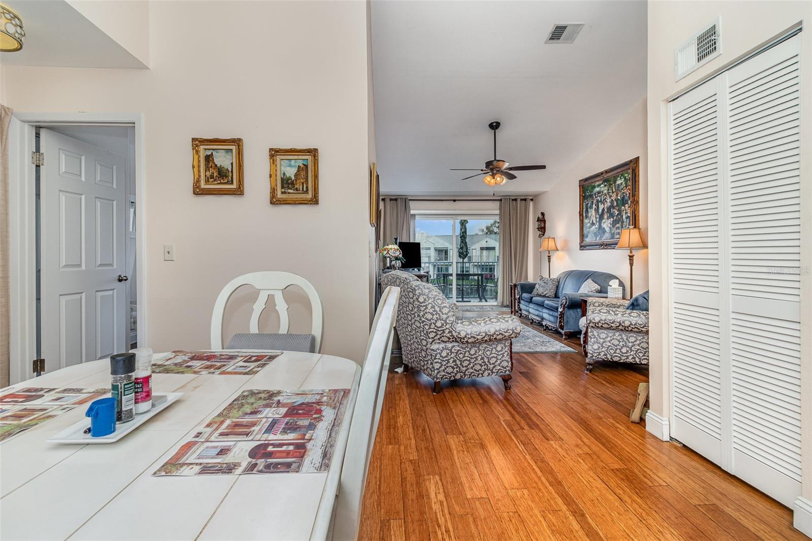 2552 WOODGATE BLVD #204, ORLANDO, FL, 32822