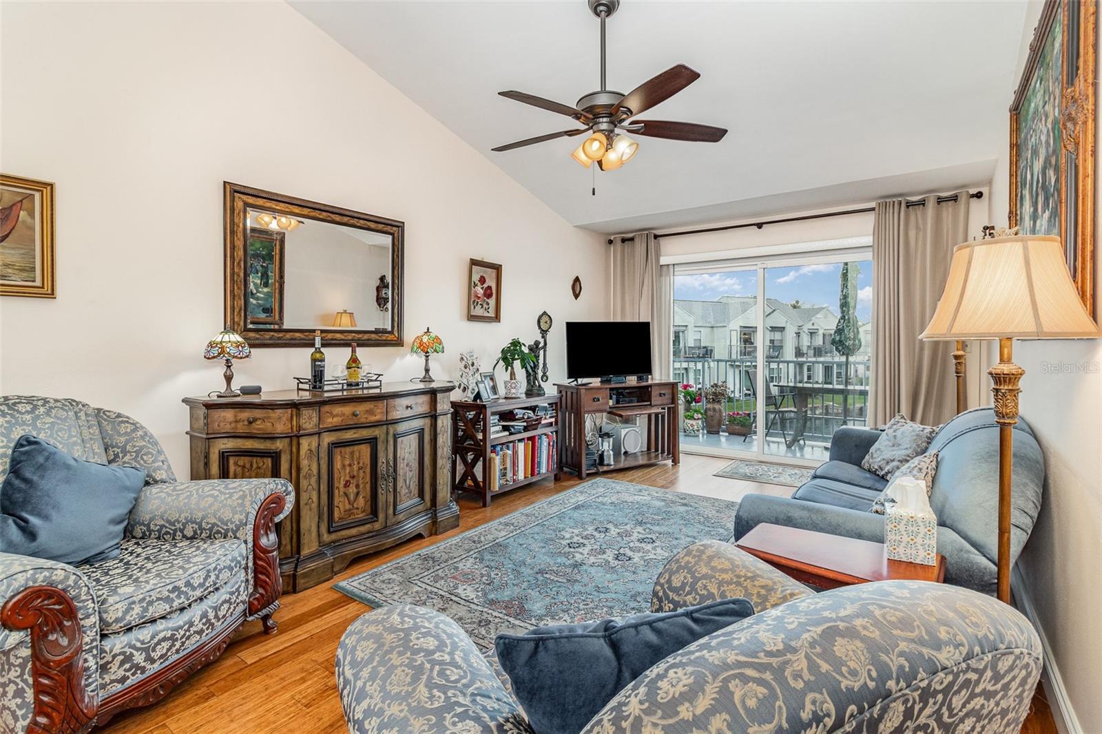2552 WOODGATE BLVD #204, ORLANDO, FL, 32822