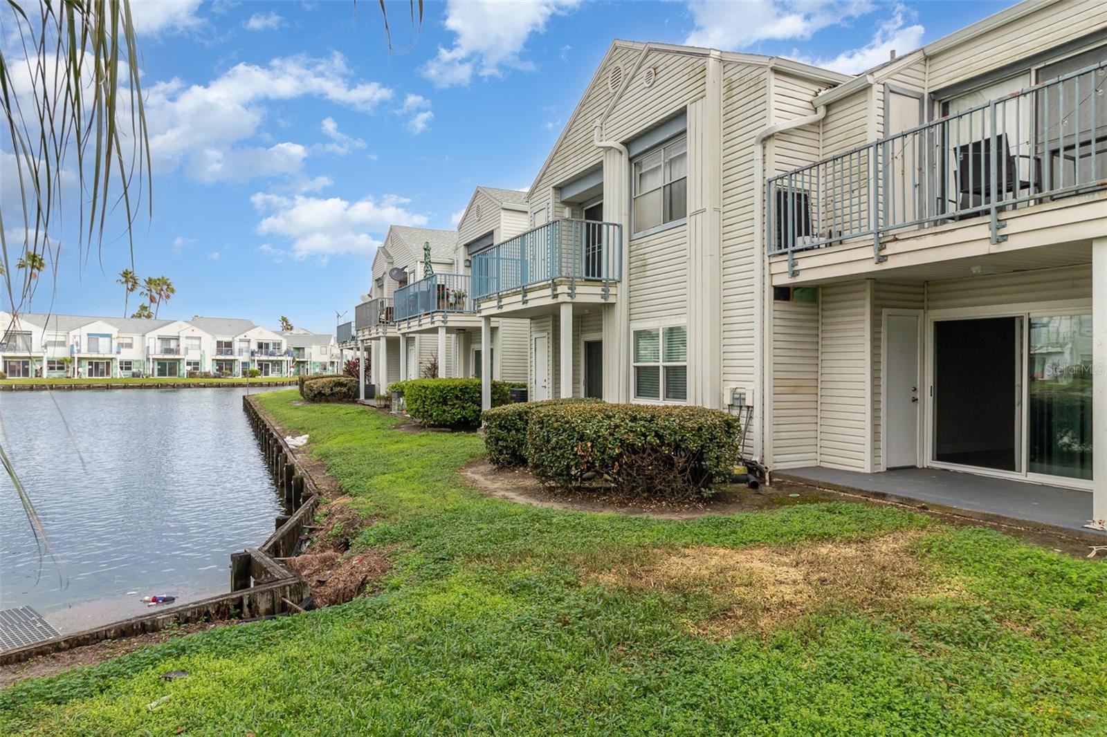 2552 WOODGATE BLVD #204, ORLANDO, FL, 32822