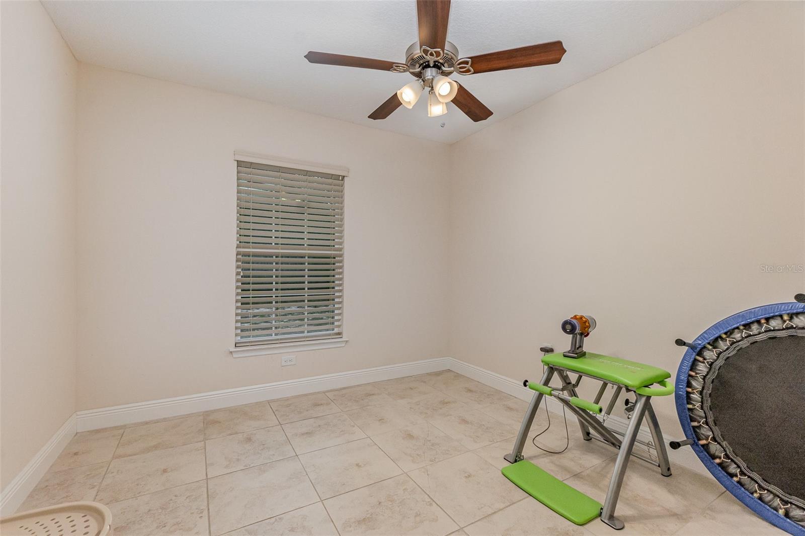 195 MAPLE DR, KISSIMMEE, FL, 34759