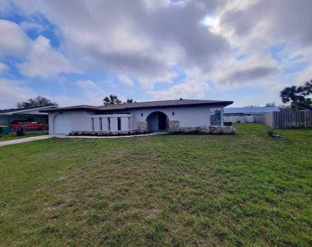 1247 PRICE CIR NW, PORT CHARLOTTE, FL, 33948