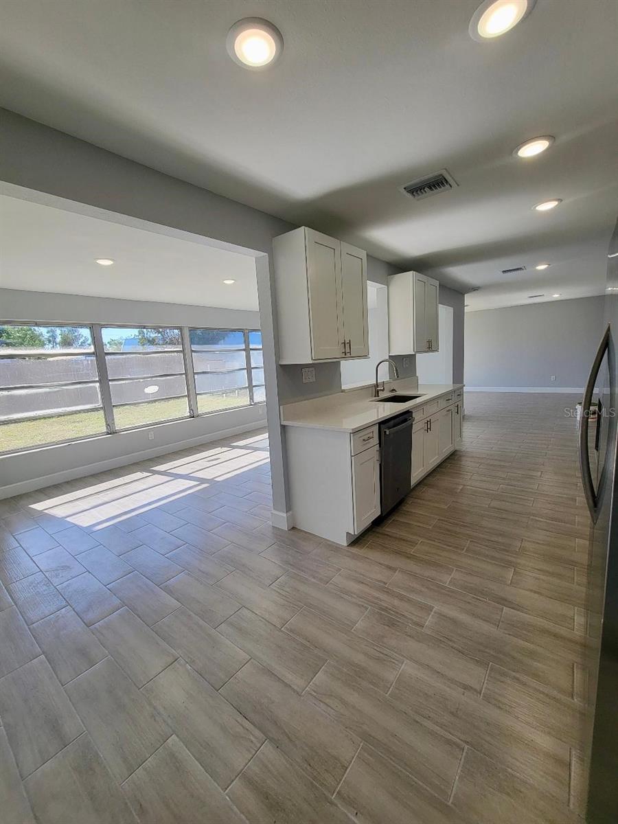 1247 PRICE CIR NW, PORT CHARLOTTE, FL, 33948
