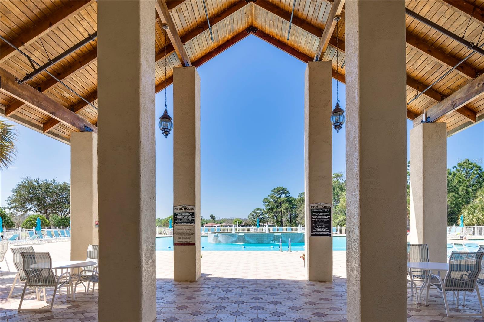 10237 COLLAR DR, SAN ANTONIO, FL, 33576