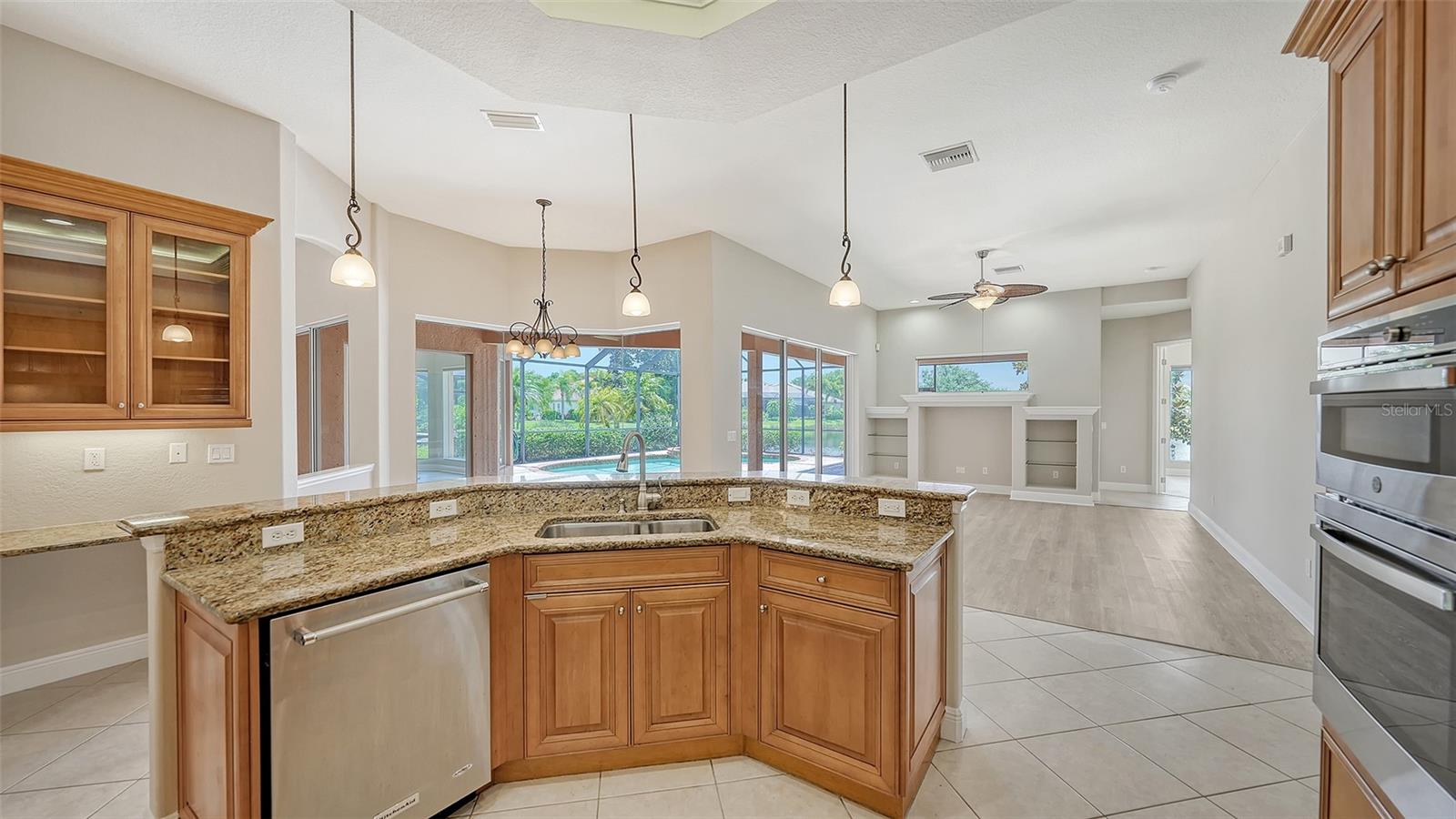 6961 SCRUB JAY DR, SARASOTA, FL, 34241