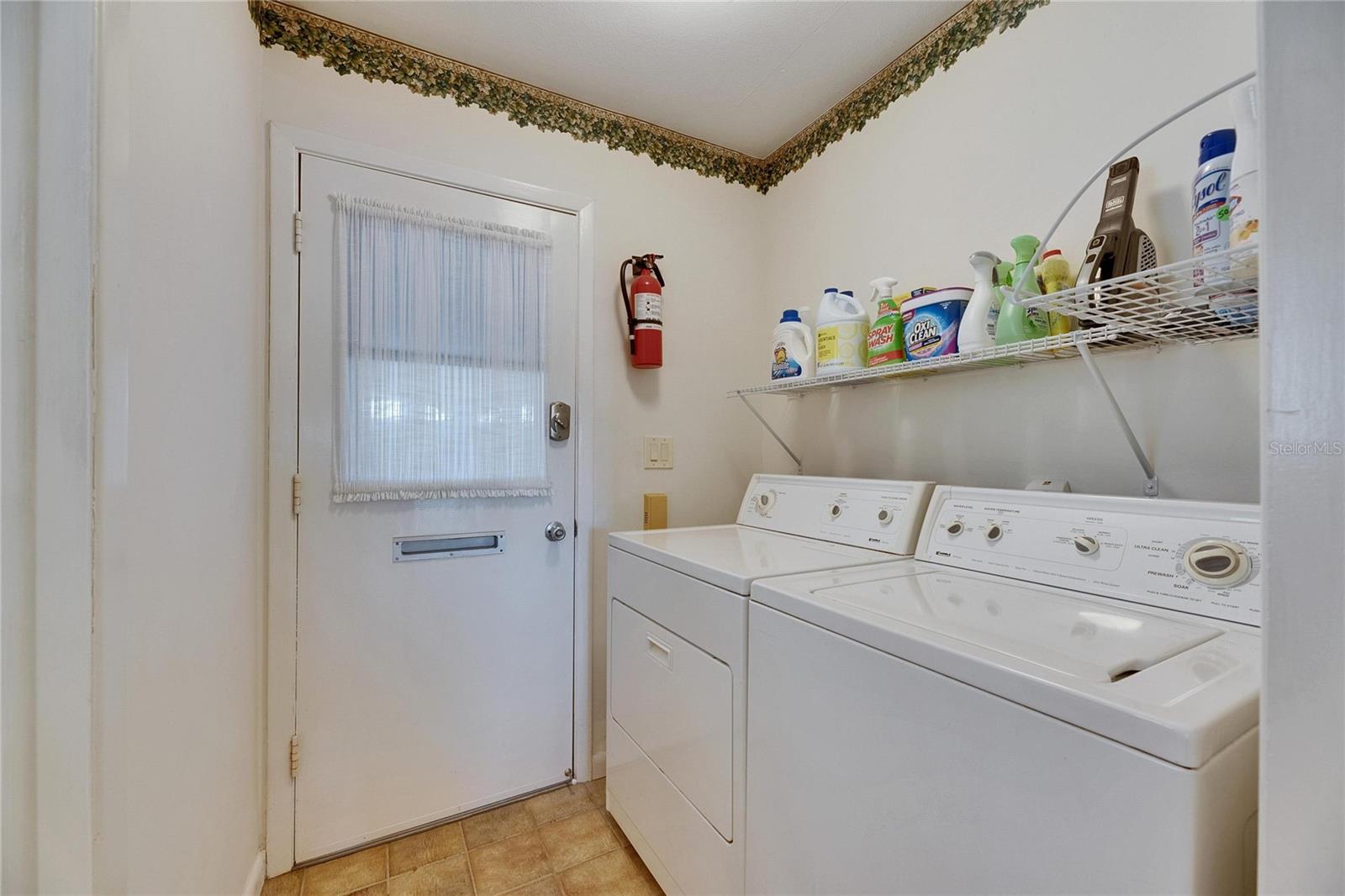 1504 VALLEY FORGE BLVD, SUN CITY CENTER, FL, 33573