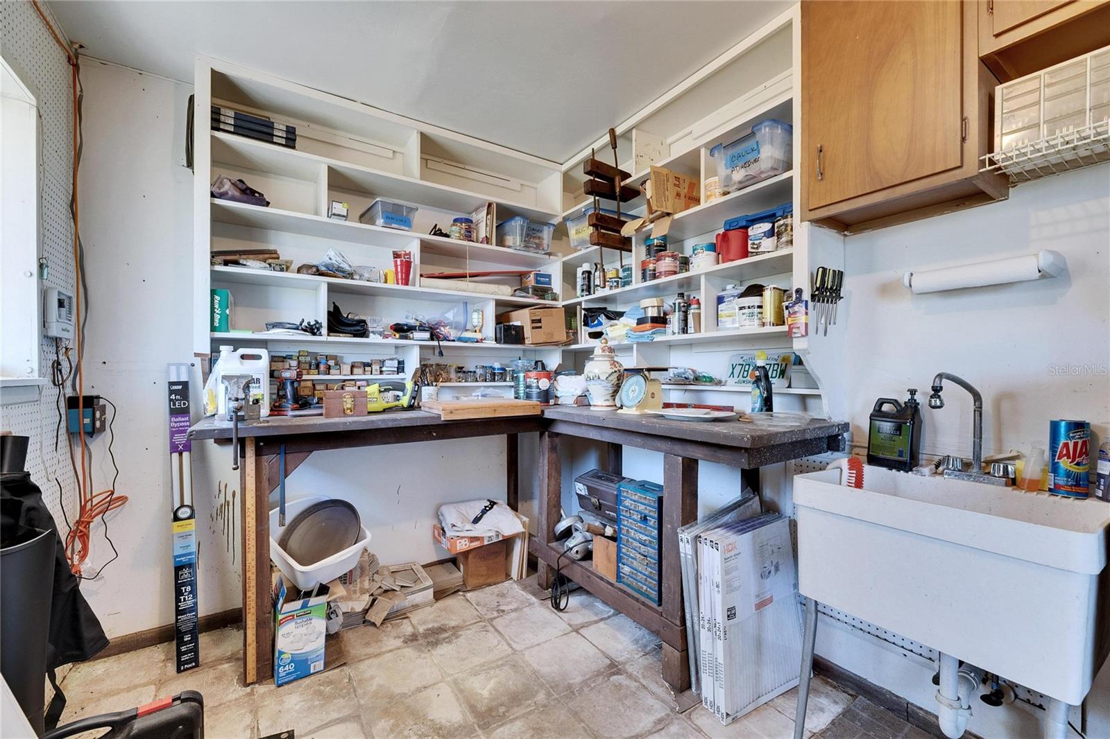 1504 VALLEY FORGE BLVD, SUN CITY CENTER, FL, 33573