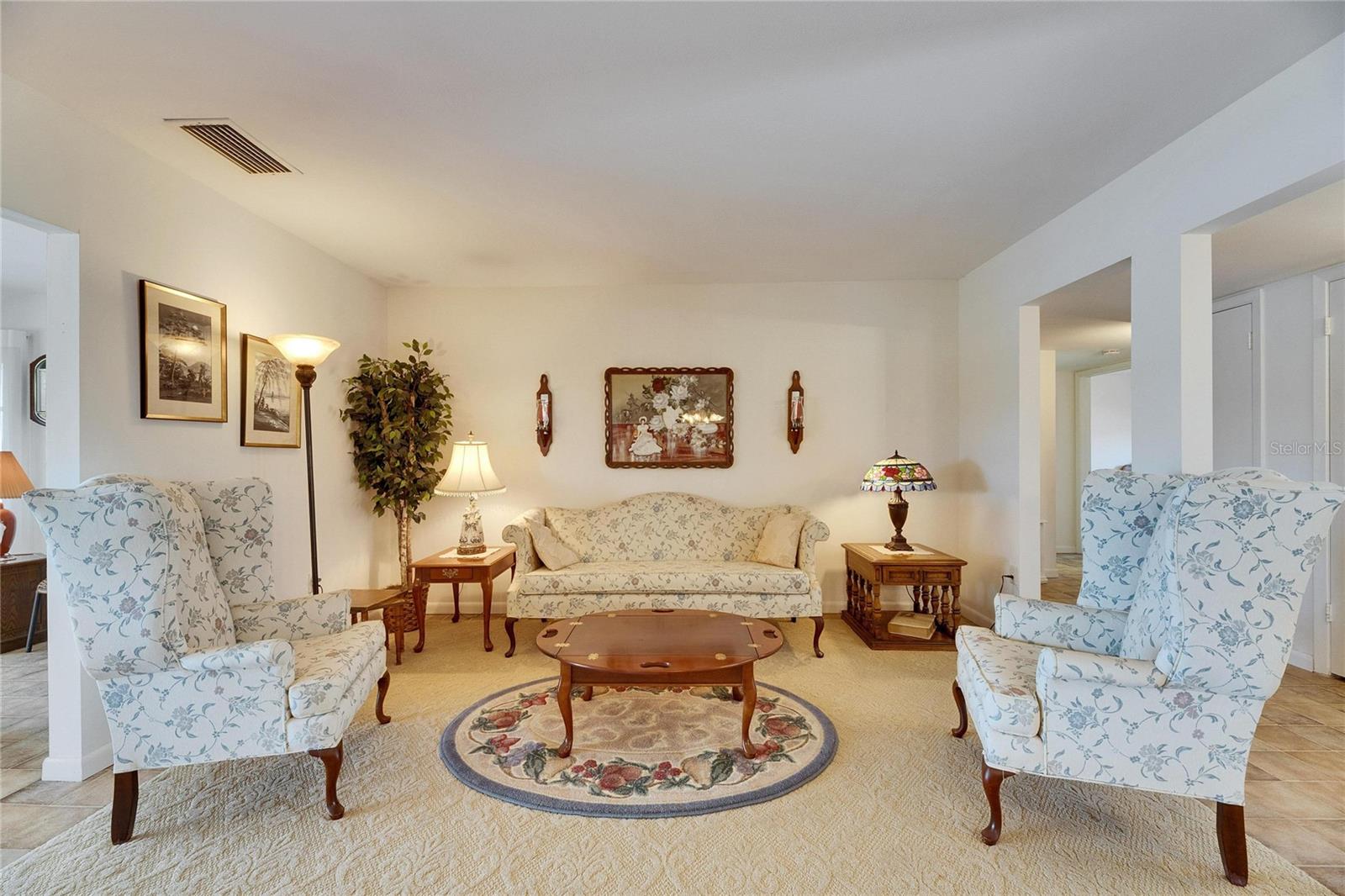 1504 VALLEY FORGE BLVD, SUN CITY CENTER, FL, 33573