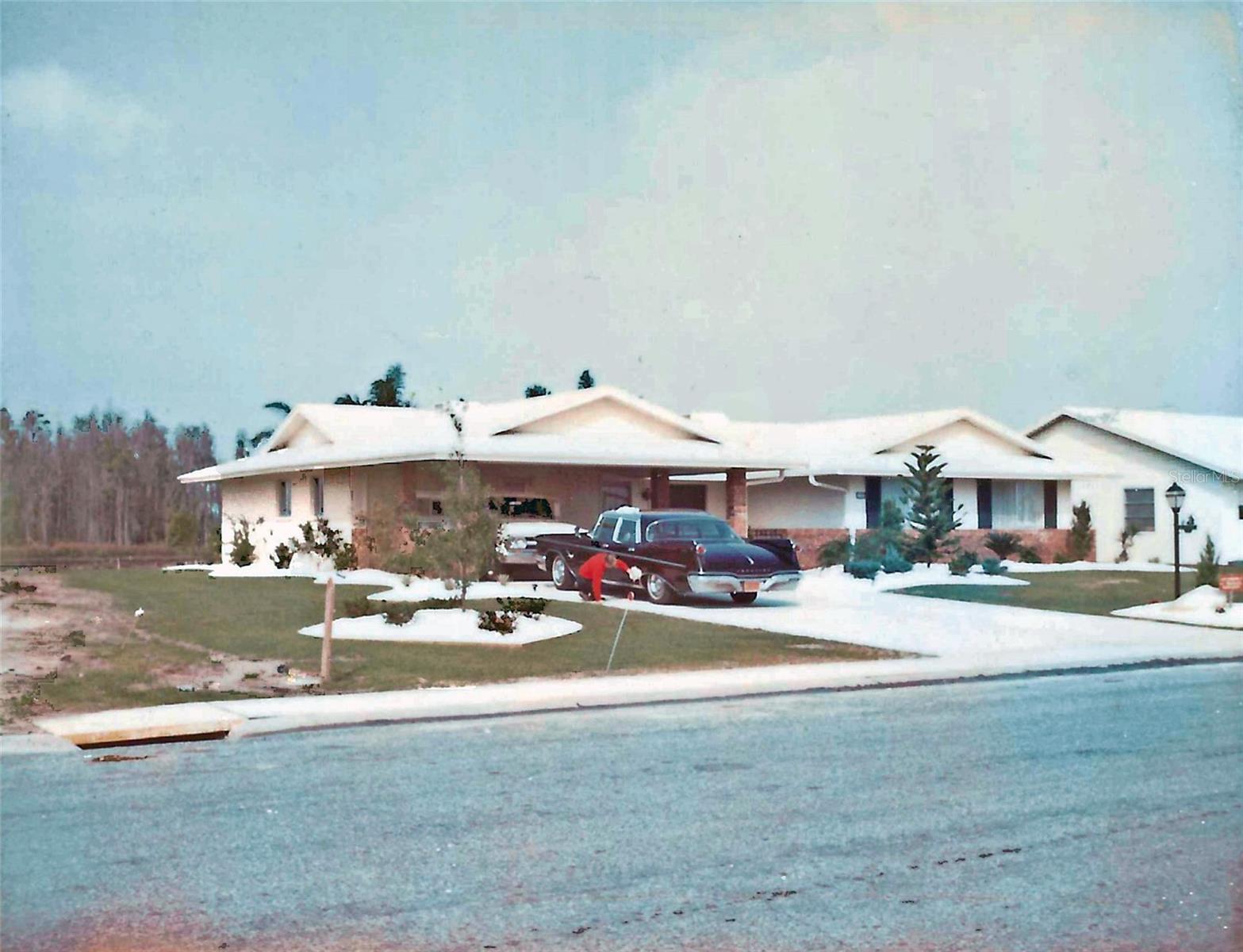 1504 VALLEY FORGE BLVD, SUN CITY CENTER, FL, 33573