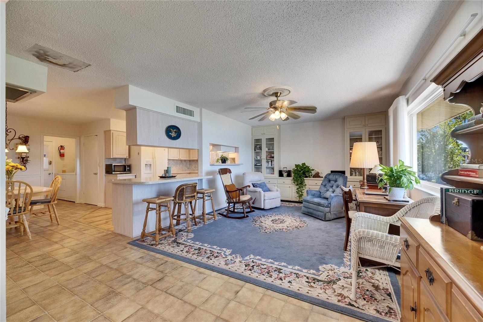 1504 VALLEY FORGE BLVD, SUN CITY CENTER, FL, 33573