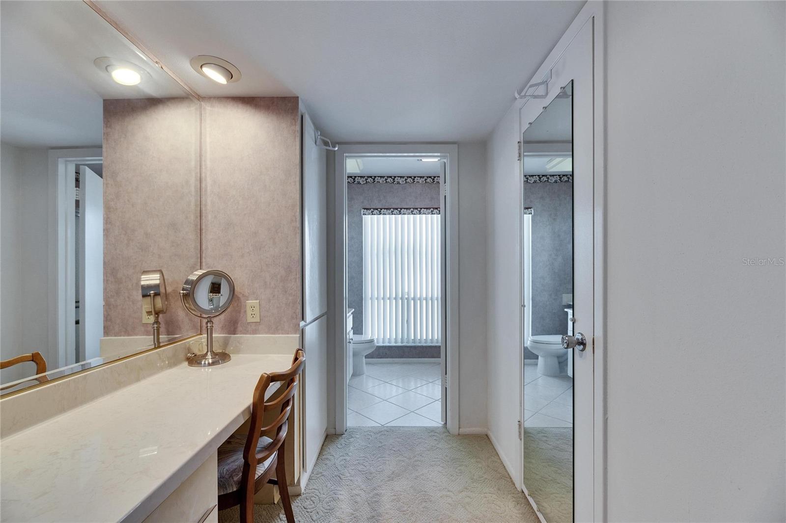 1504 VALLEY FORGE BLVD, SUN CITY CENTER, FL, 33573