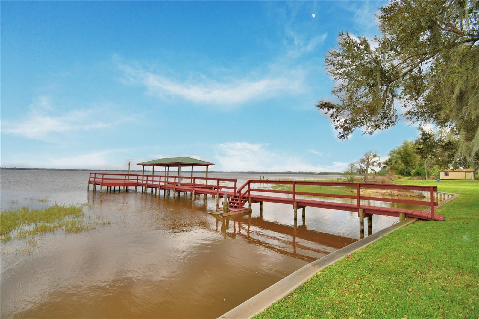 1301 S LAKE REEDY BLVD, FROSTPROOF, FL, 33843