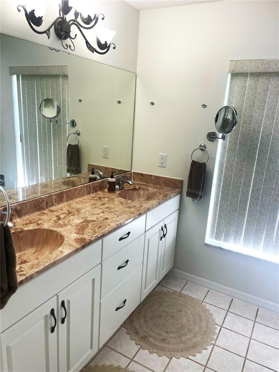 1301 S LAKE REEDY BLVD, FROSTPROOF, FL, 33843