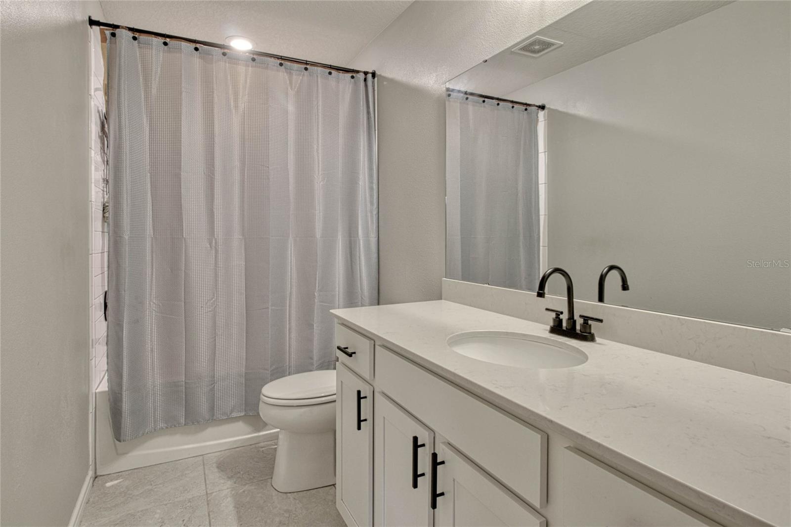 5663 KEATON SPRINGS DR, LAKELAND, FL, 33811