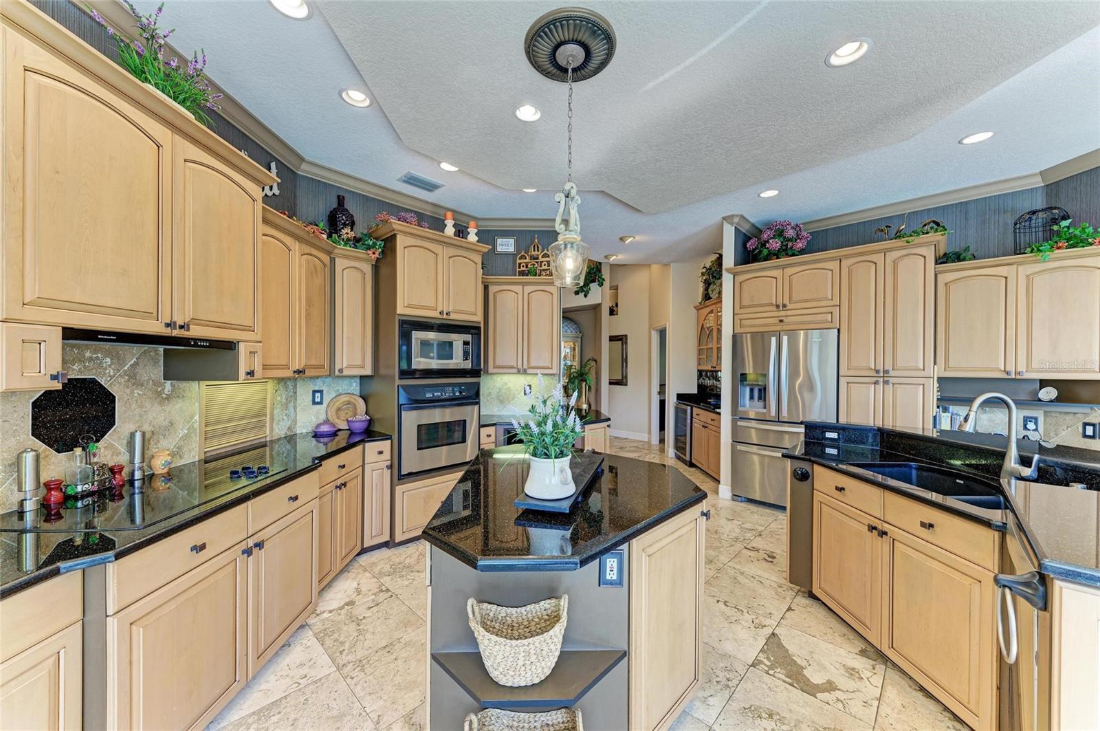 10002 CHERRY HILLS AVENUE CIR, BRADENTON, FL, 34202