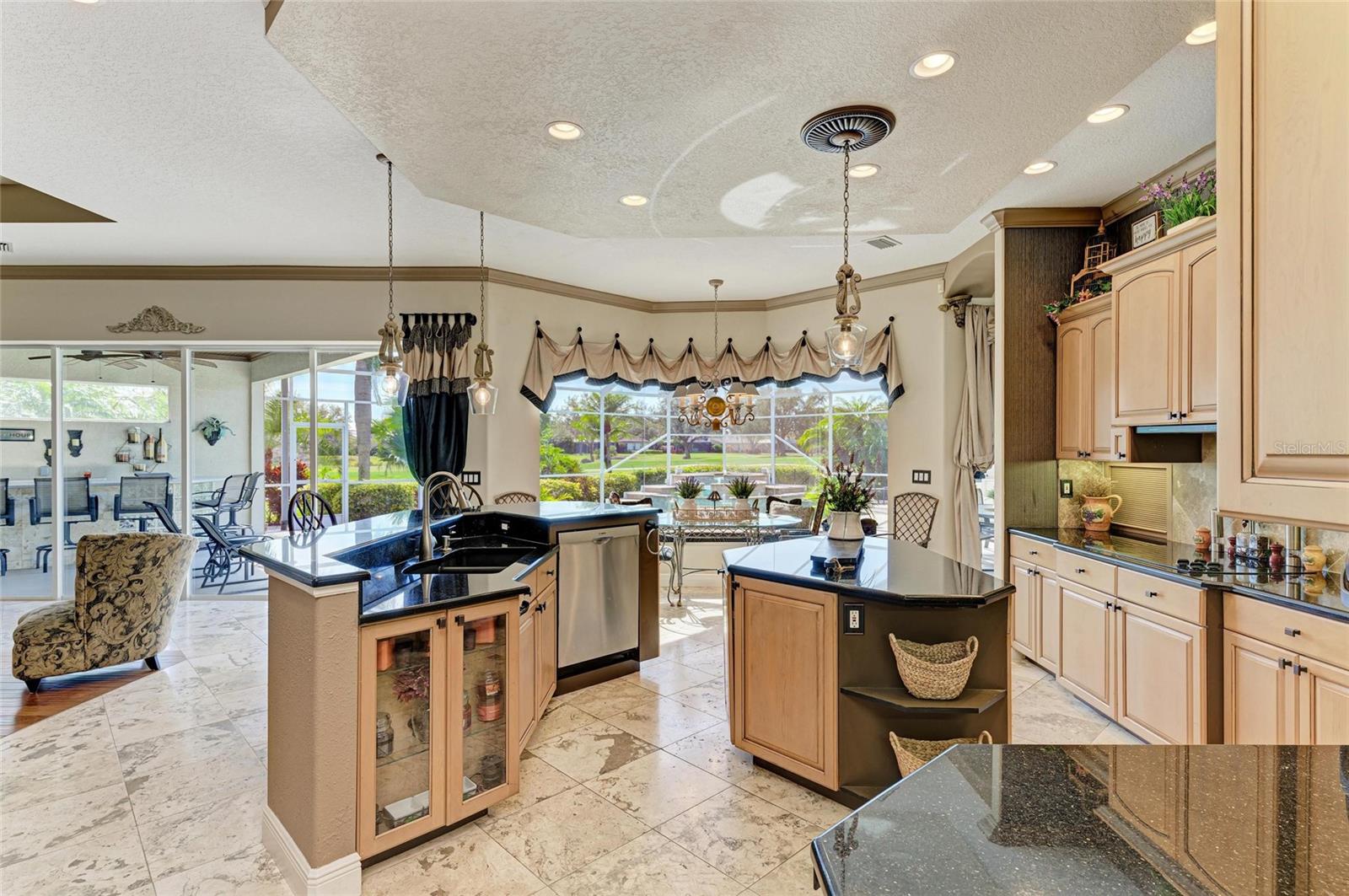 10002 CHERRY HILLS AVENUE CIR, BRADENTON, FL, 34202