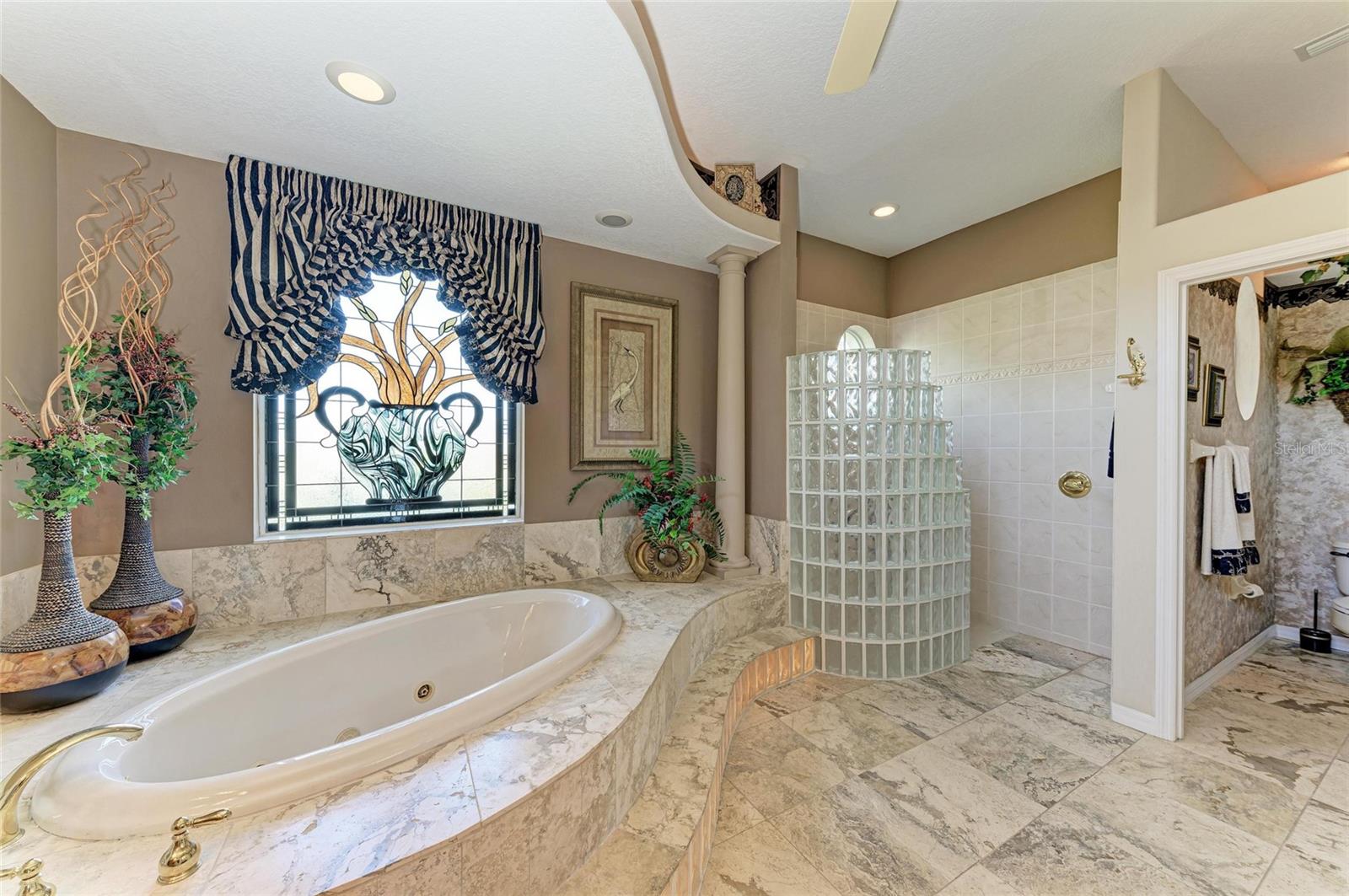 10002 CHERRY HILLS AVENUE CIR, BRADENTON, FL, 34202
