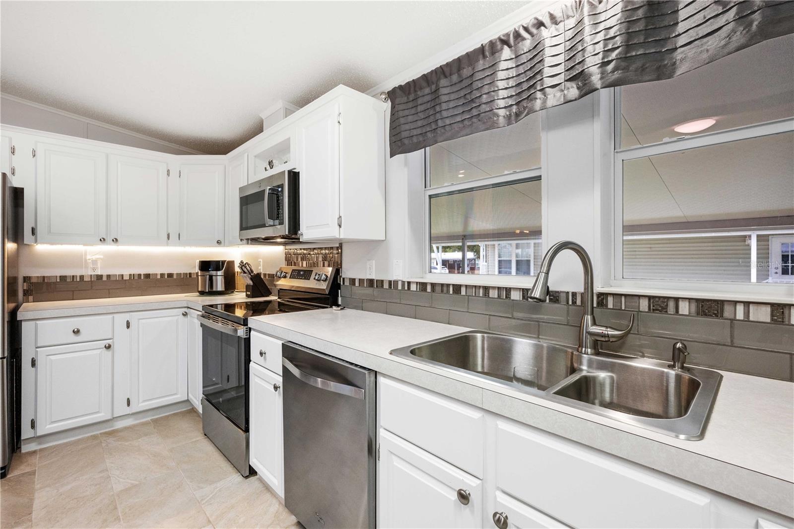36838 TARA AVE, ZEPHYRHILLS, FL, 33542