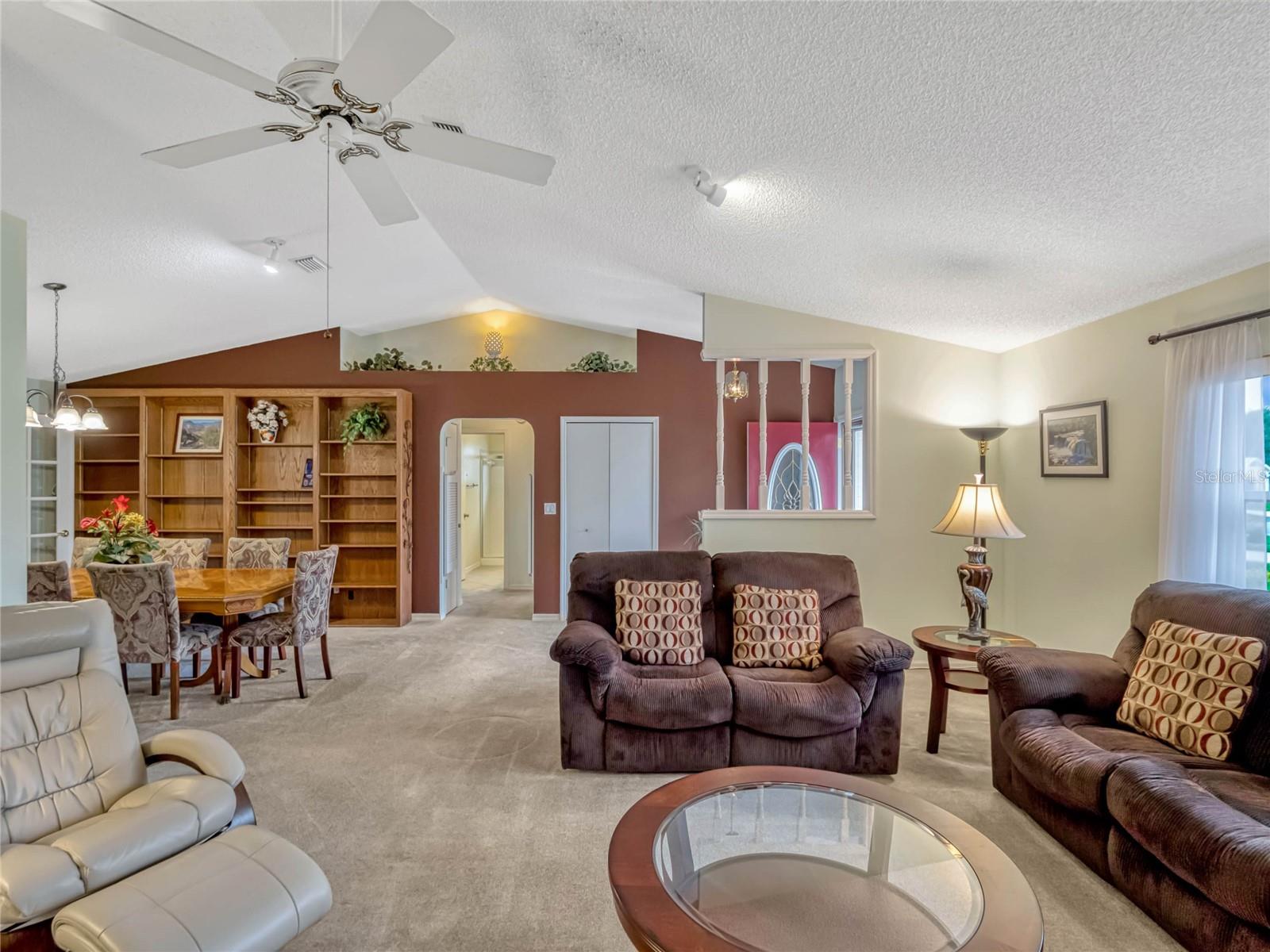 27003 RACQUET CIR, LEESBURG, FL, 34748