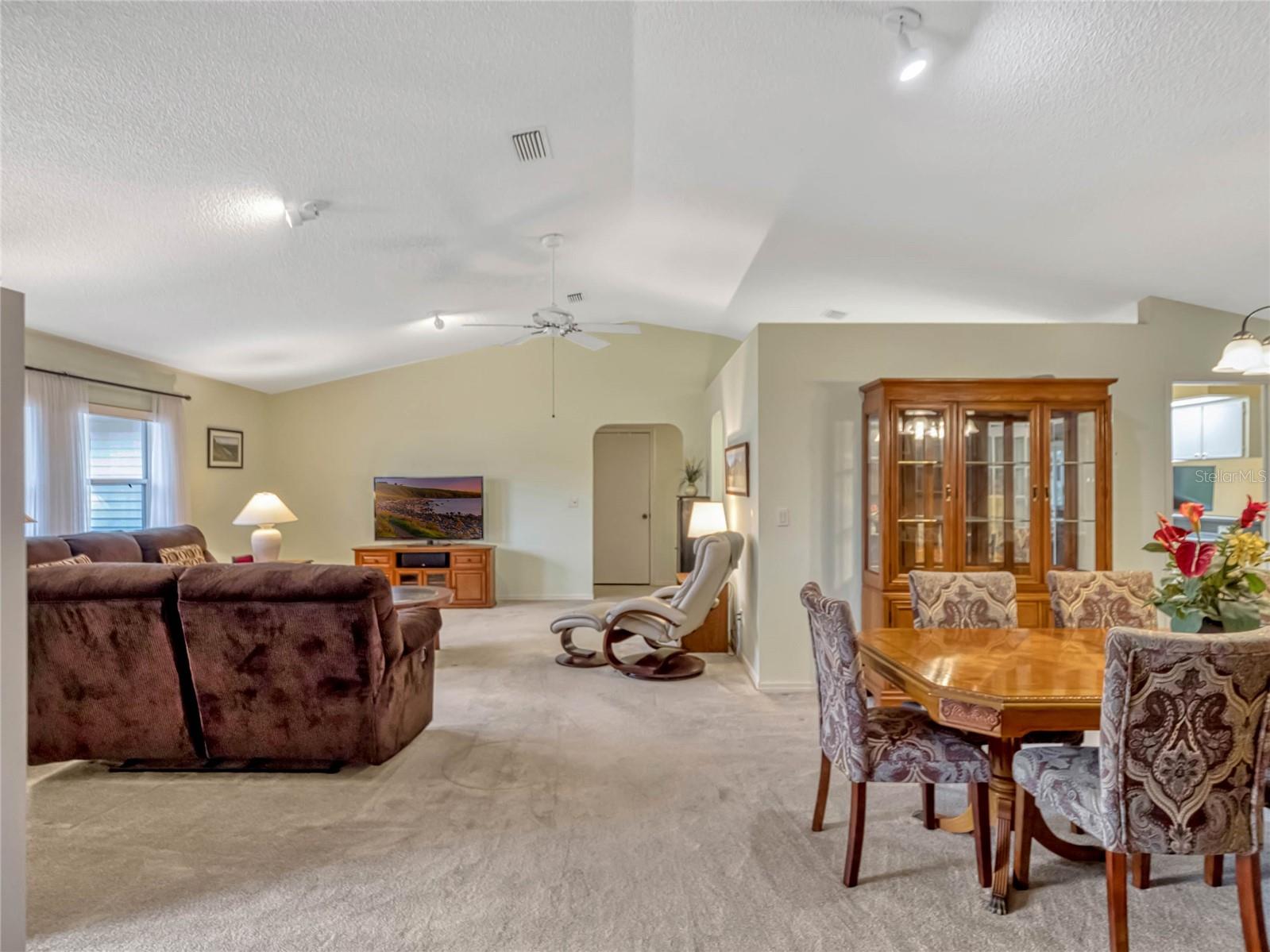 27003 RACQUET CIR, LEESBURG, FL, 34748
