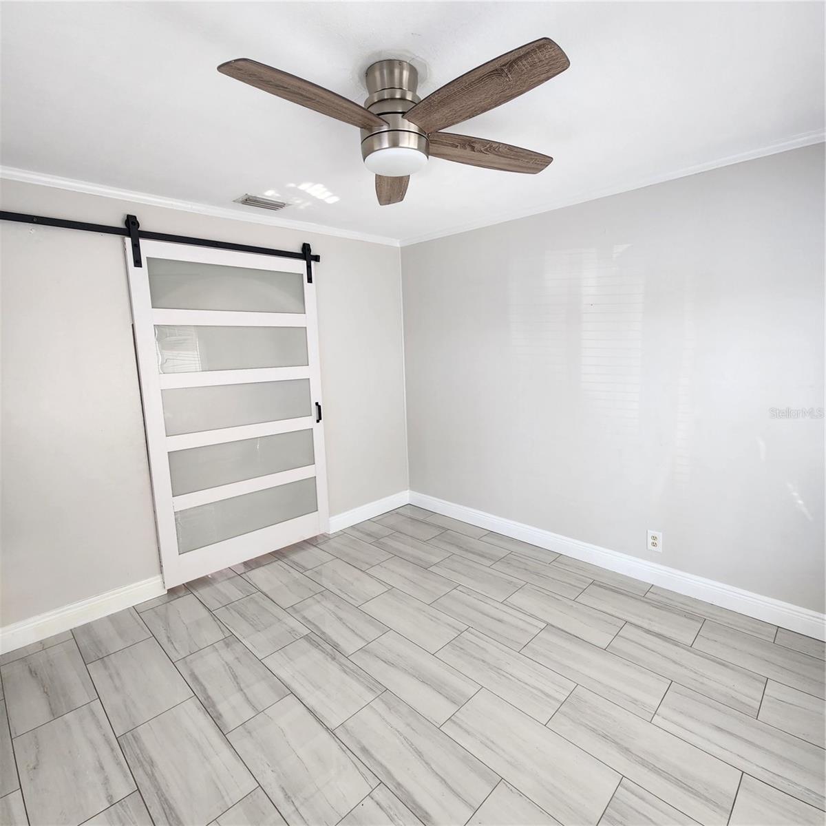 8461 5TH ST N, ST PETERSBURG, FL, 33702