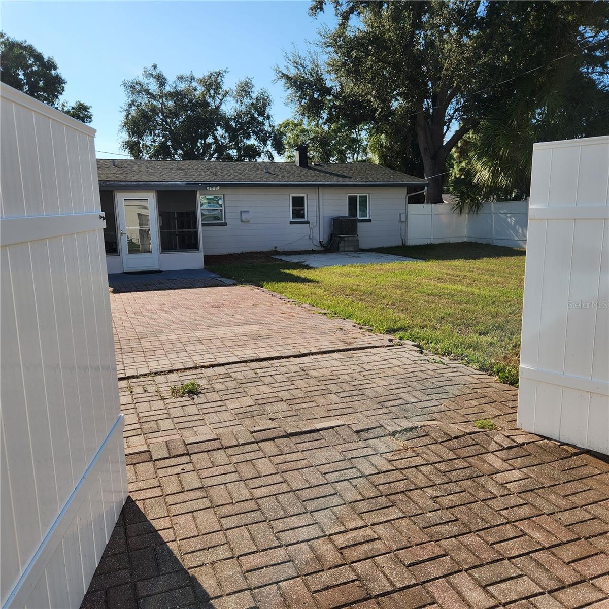 8461 5TH ST N, ST PETERSBURG, FL, 33702